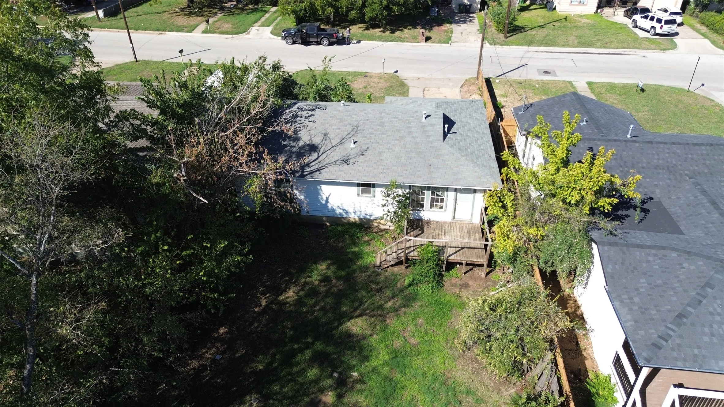 Single Family Residence For Sale in Tarrant County , 619 Truman Street, Arlington, Texas 76011, 2 Bedroom, 1 Bathroom, 1 Garage spaces, 938 Sqft, built in 1958, mls#21404295, Real Estate Agent in Arlington, Homes For Sale in Tarrant county, Homes For Sale in Arlington, Realtor in Arlington Texas, Real Estate Brokerage Independent Realty Texas, Luminita Cordes Realtor