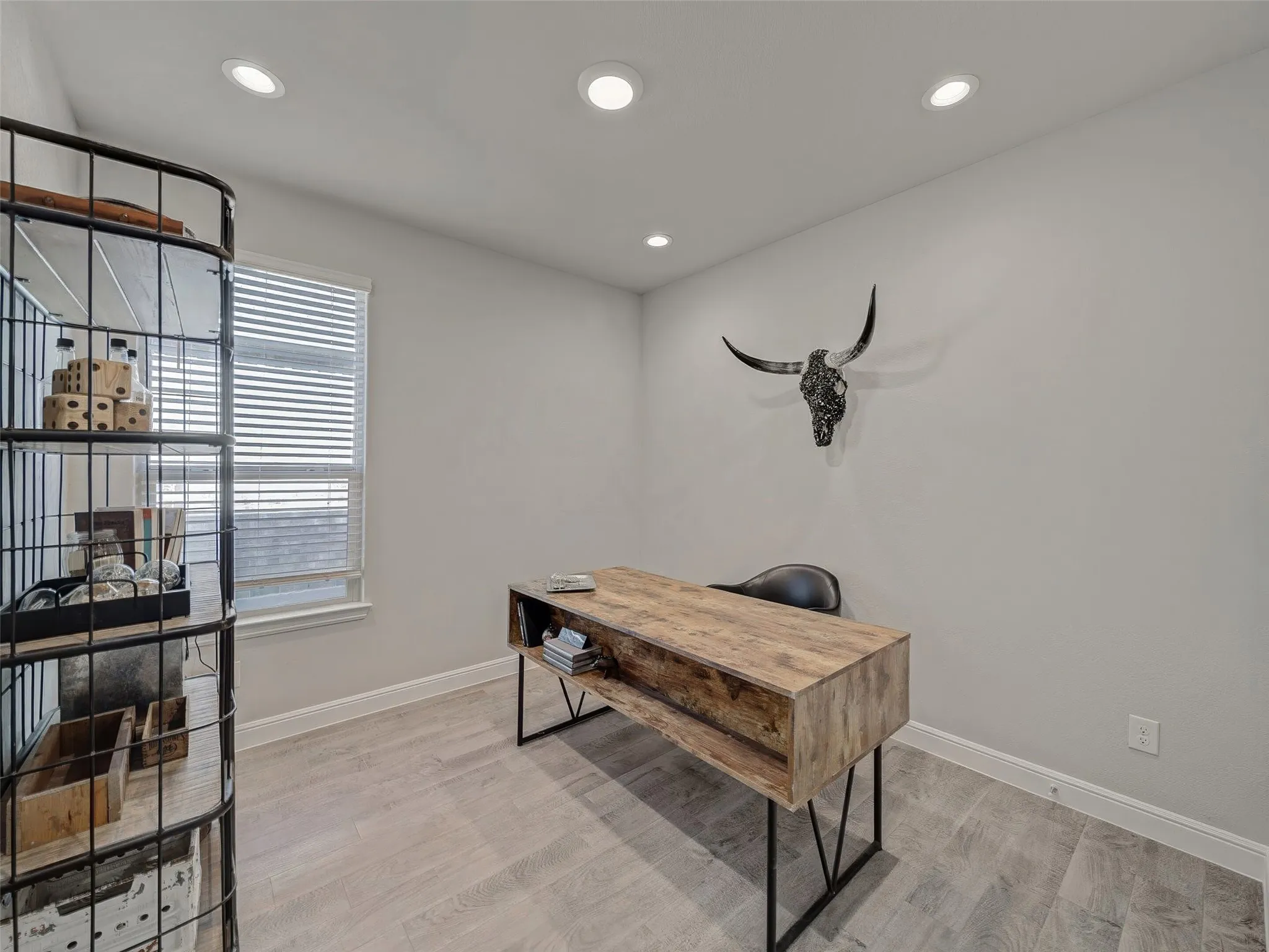 Single Family Residence For Sale in Tarrant County , 232 Drumcliffe Drive, Fort Worth, Texas 76052, 4 Bedroom, 2 Bathroom, 2 Garage spaces, 2,022 Sqft, built in 2022, mls#21404296, Real Estate Agent in Fort Worth, Homes For Sale in Tarrant county, Homes For Sale in Fort Worth, Realtor in Fort Worth Texas, Real Estate Brokerage Independent Realty Texas, Luminita Cordes Realtor