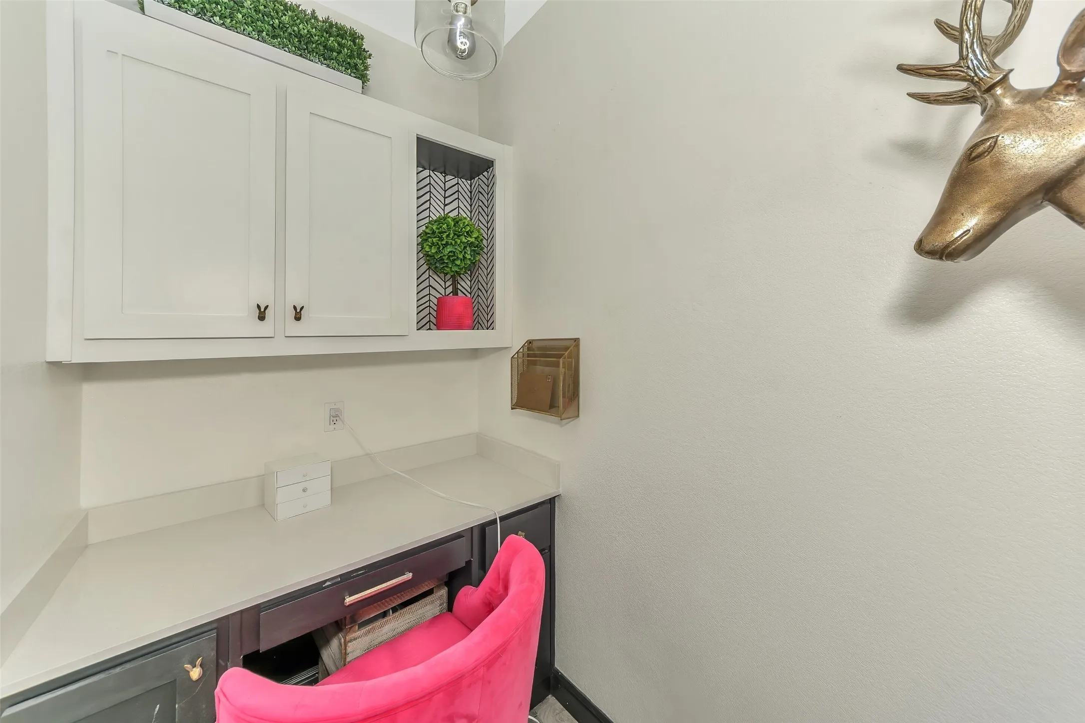 Single Family Residence For Sale in Tarrant County , 232 Drumcliffe Drive, Fort Worth, Texas 76052, 4 Bedroom, 2 Bathroom, 2 Garage spaces, 2,022 Sqft, built in 2022, mls#21404296, Real Estate Agent in Fort Worth, Homes For Sale in Tarrant county, Homes For Sale in Fort Worth, Realtor in Fort Worth Texas, Real Estate Brokerage Independent Realty Texas, Luminita Cordes Realtor