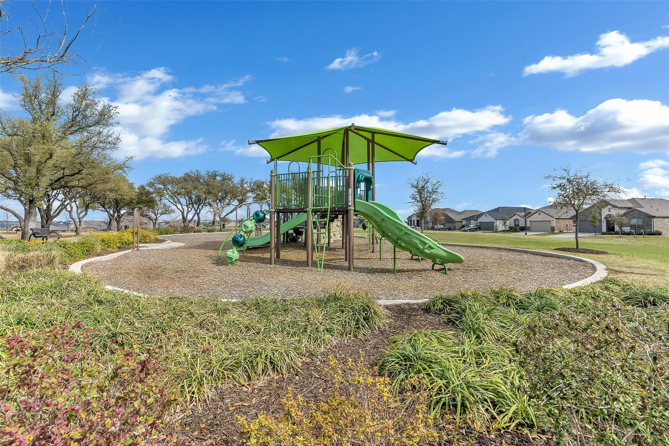 Single Family Residence For Sale in Tarrant County , 232 Drumcliffe Drive, Fort Worth, Texas 76052, 4 Bedroom, 2 Bathroom, 2 Garage spaces, 2,022 Sqft, built in 2022, mls#21404296, Real Estate Agent in Fort Worth, Homes For Sale in Tarrant county, Homes For Sale in Fort Worth, Realtor in Fort Worth Texas, Real Estate Brokerage Independent Realty Texas, Luminita Cordes Realtor