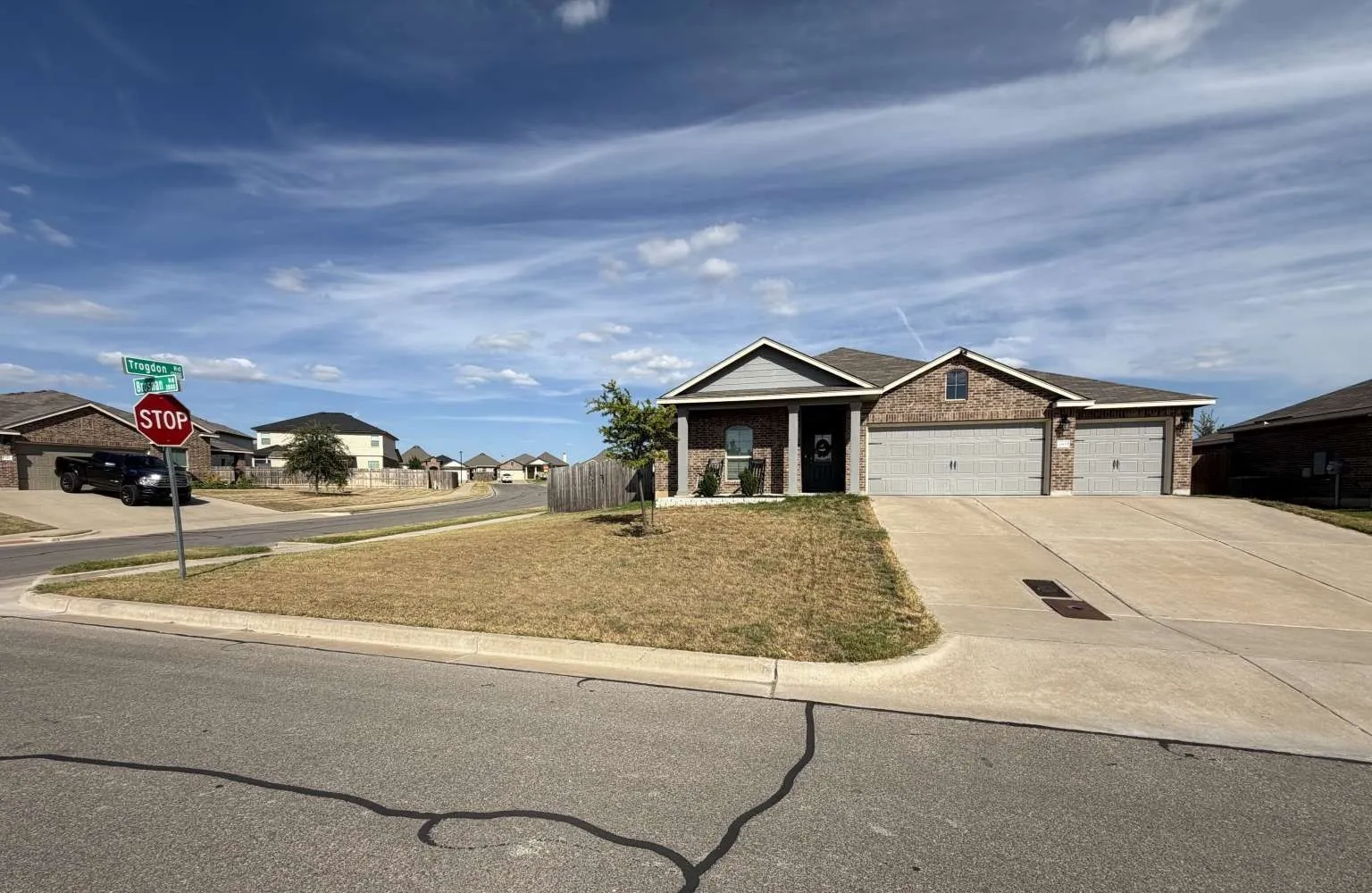 Single Family Residence For Sale in Mc Lennan County , 2800 Brosnan Road, Waco, Texas 76655, 4 Bedroom, 2 Bathroom, 3 Garage spaces, 2,011 Sqft, built in 2022, mls#21404299, Real Estate Agent in Waco, Homes For Sale in Mc Lennan county, Homes For Sale in Waco, Realtor in Waco Texas, Real Estate Brokerage Independent Realty Texas, Luminita Cordes Realtor