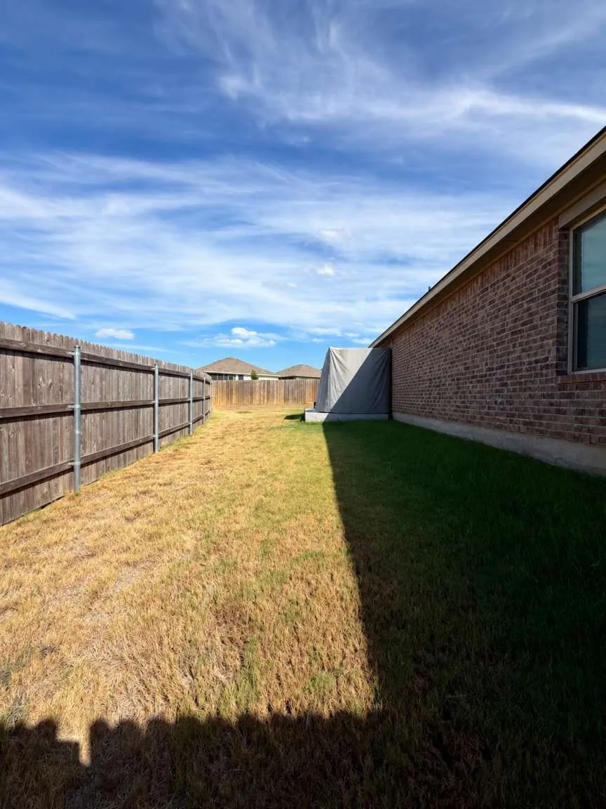Single Family Residence For Sale in Mc Lennan County , 2800 Brosnan Road, Waco, Texas 76655, 4 Bedroom, 2 Bathroom, 3 Garage spaces, 2,011 Sqft, built in 2022, mls#21404299, Real Estate Agent in Waco, Homes For Sale in Mc Lennan county, Homes For Sale in Waco, Realtor in Waco Texas, Real Estate Brokerage Independent Realty Texas, Luminita Cordes Realtor