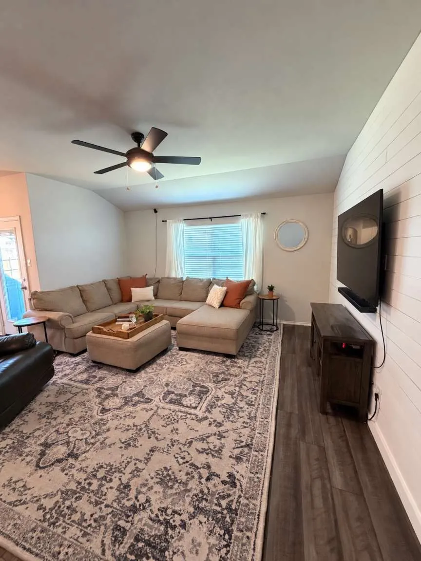 Single Family Residence For Sale in Mc Lennan County , 2800 Brosnan Road, Waco, Texas 76655, 4 Bedroom, 2 Bathroom, 3 Garage spaces, 2,011 Sqft, built in 2022, mls#21404299, Real Estate Agent in Waco, Homes For Sale in Mc Lennan county, Homes For Sale in Waco, Realtor in Waco Texas, Real Estate Brokerage Independent Realty Texas, Luminita Cordes Realtor