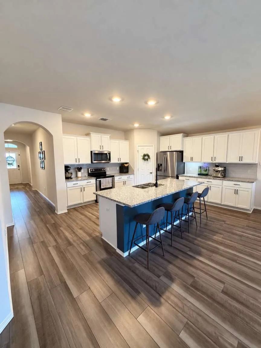 Single Family Residence For Sale in Mc Lennan County , 2800 Brosnan Road, Waco, Texas 76655, 4 Bedroom, 2 Bathroom, 3 Garage spaces, 2,011 Sqft, built in 2022, mls#21404299, Real Estate Agent in Waco, Homes For Sale in Mc Lennan county, Homes For Sale in Waco, Realtor in Waco Texas, Real Estate Brokerage Independent Realty Texas, Luminita Cordes Realtor
