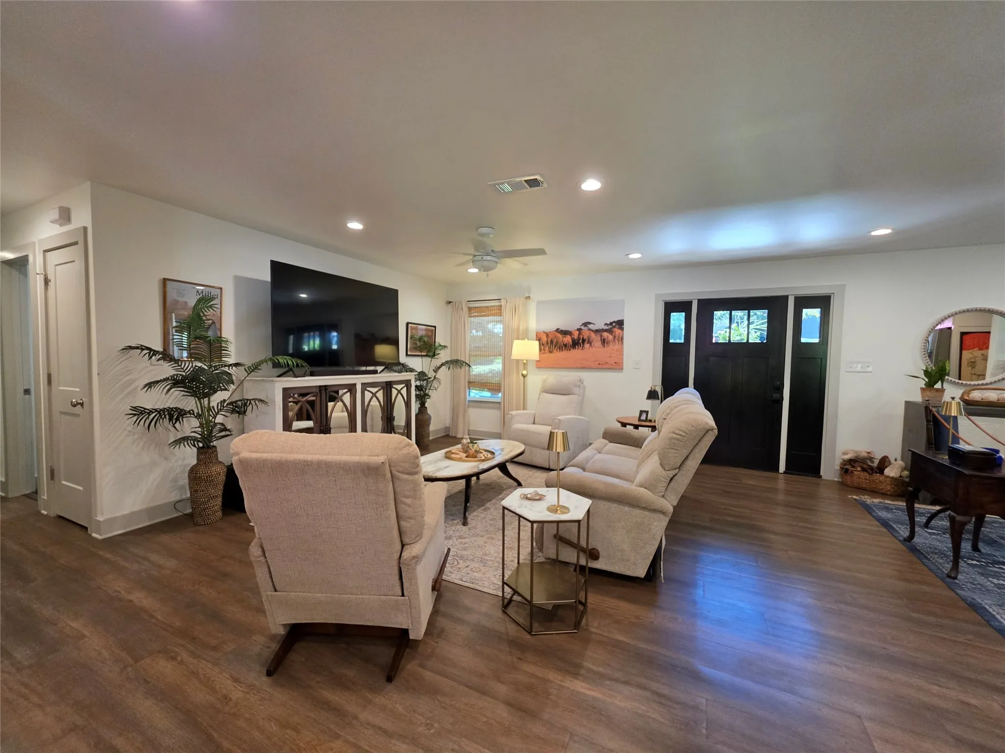 Single Family Residence For Sale in Mc Lennan County , 1625 Rambler Drive, Waco, Texas 76710, 4 Bedroom, 3 Bathroom, Garage spaces, 2,251 Sqft, built in 1959, mls#21397635, Real Estate Agent in Waco, Homes For Sale in Mc Lennan county, Homes For Sale in Waco, Realtor in Waco Texas, Real Estate Brokerage Independent Realty Texas, Luminita Cordes Realtor