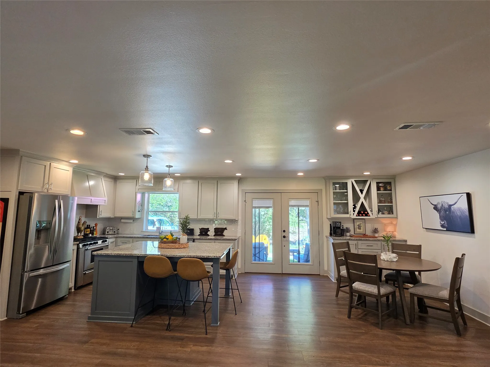 Single Family Residence For Sale in Mc Lennan County , 1625 Rambler Drive, Waco, Texas 76710, 4 Bedroom, 3 Bathroom, Garage spaces, 2,251 Sqft, built in 1959, mls#21397635, Real Estate Agent in Waco, Homes For Sale in Mc Lennan county, Homes For Sale in Waco, Realtor in Waco Texas, Real Estate Brokerage Independent Realty Texas, Luminita Cordes Realtor