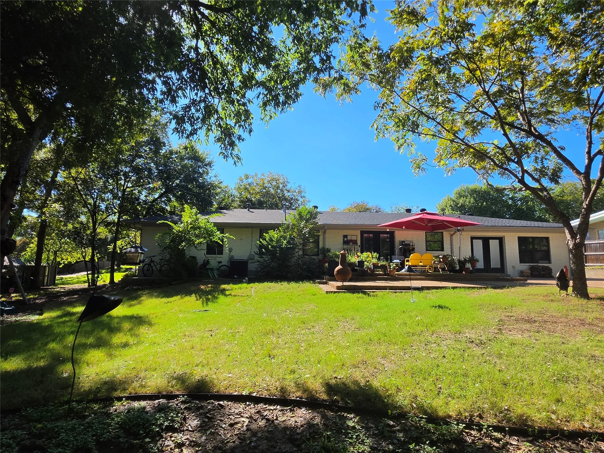 Single Family Residence For Sale in Mc Lennan County , 1625 Rambler Drive, Waco, Texas 76710, 4 Bedroom, 3 Bathroom, Garage spaces, 2,251 Sqft, built in 1959, mls#21397635, Real Estate Agent in Waco, Homes For Sale in Mc Lennan county, Homes For Sale in Waco, Realtor in Waco Texas, Real Estate Brokerage Independent Realty Texas, Luminita Cordes Realtor