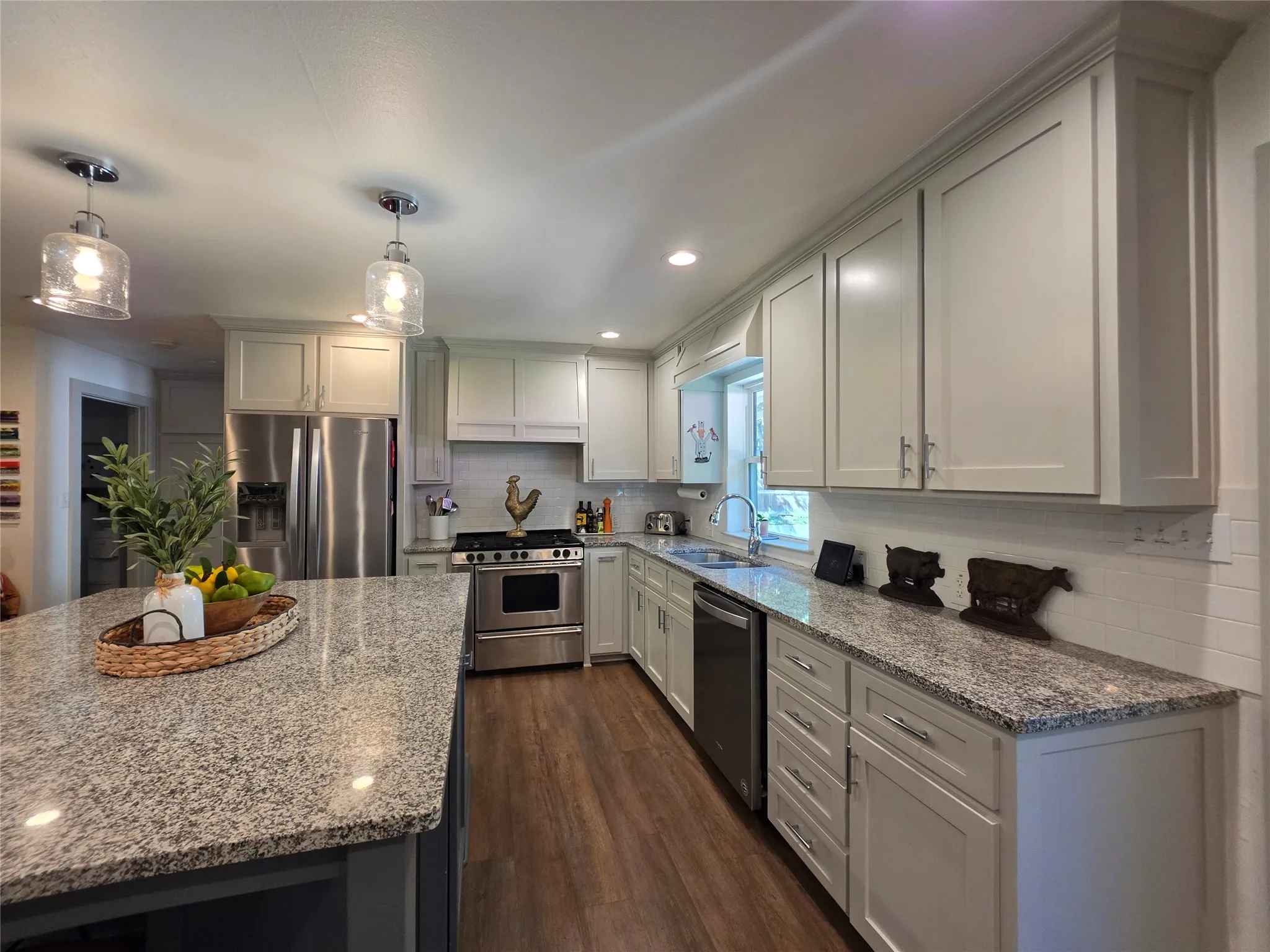 Single Family Residence For Sale in Mc Lennan County , 1625 Rambler Drive, Waco, Texas 76710, 4 Bedroom, 3 Bathroom, Garage spaces, 2,251 Sqft, built in 1959, mls#21397635, Real Estate Agent in Waco, Homes For Sale in Mc Lennan county, Homes For Sale in Waco, Realtor in Waco Texas, Real Estate Brokerage Independent Realty Texas, Luminita Cordes Realtor