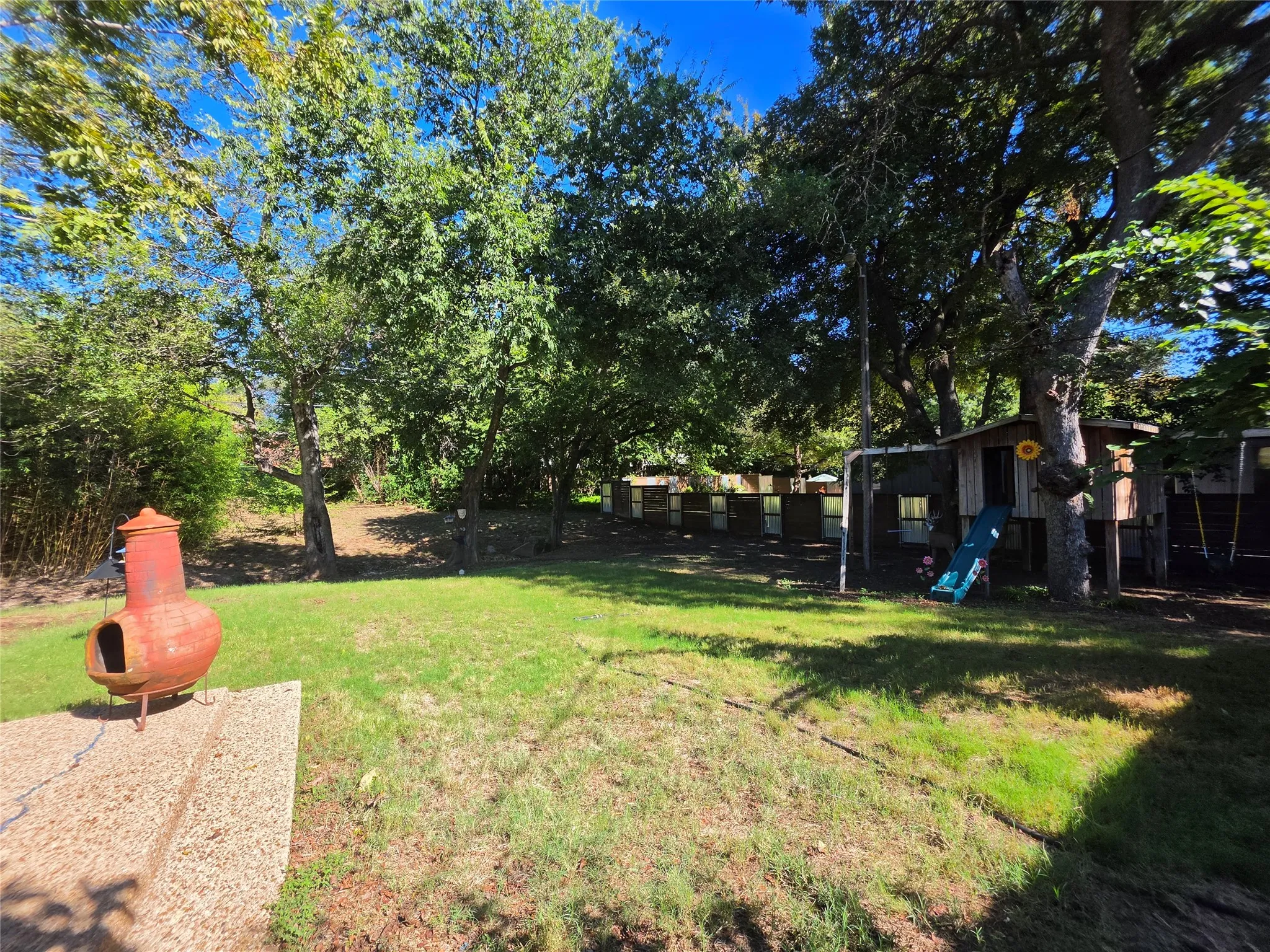 Single Family Residence For Sale in Mc Lennan County , 1625 Rambler Drive, Waco, Texas 76710, 4 Bedroom, 3 Bathroom, Garage spaces, 2,251 Sqft, built in 1959, mls#21397635, Real Estate Agent in Waco, Homes For Sale in Mc Lennan county, Homes For Sale in Waco, Realtor in Waco Texas, Real Estate Brokerage Independent Realty Texas, Luminita Cordes Realtor