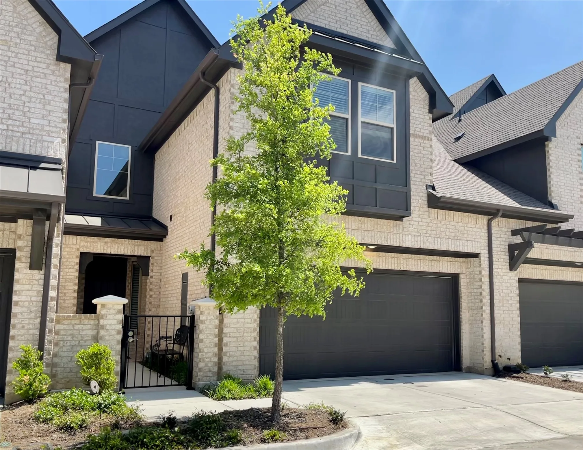 Townhouse For Rent in Denton County , 124 Claire Drive, Trophy Club, Texas 76262, 3 Bedroom, 3 Bathroom, 2 Garage spaces, 2,283 Sqft, built in 2020, mls#21404315, Real Estate Agent in Trophy Club, Homes For Rent in Denton county, Homes For Rent in Trophy Club, Realtor in Trophy Club Texas, Real Estate Brokerage Independent Realty Texas, Luminita Cordes Realtor