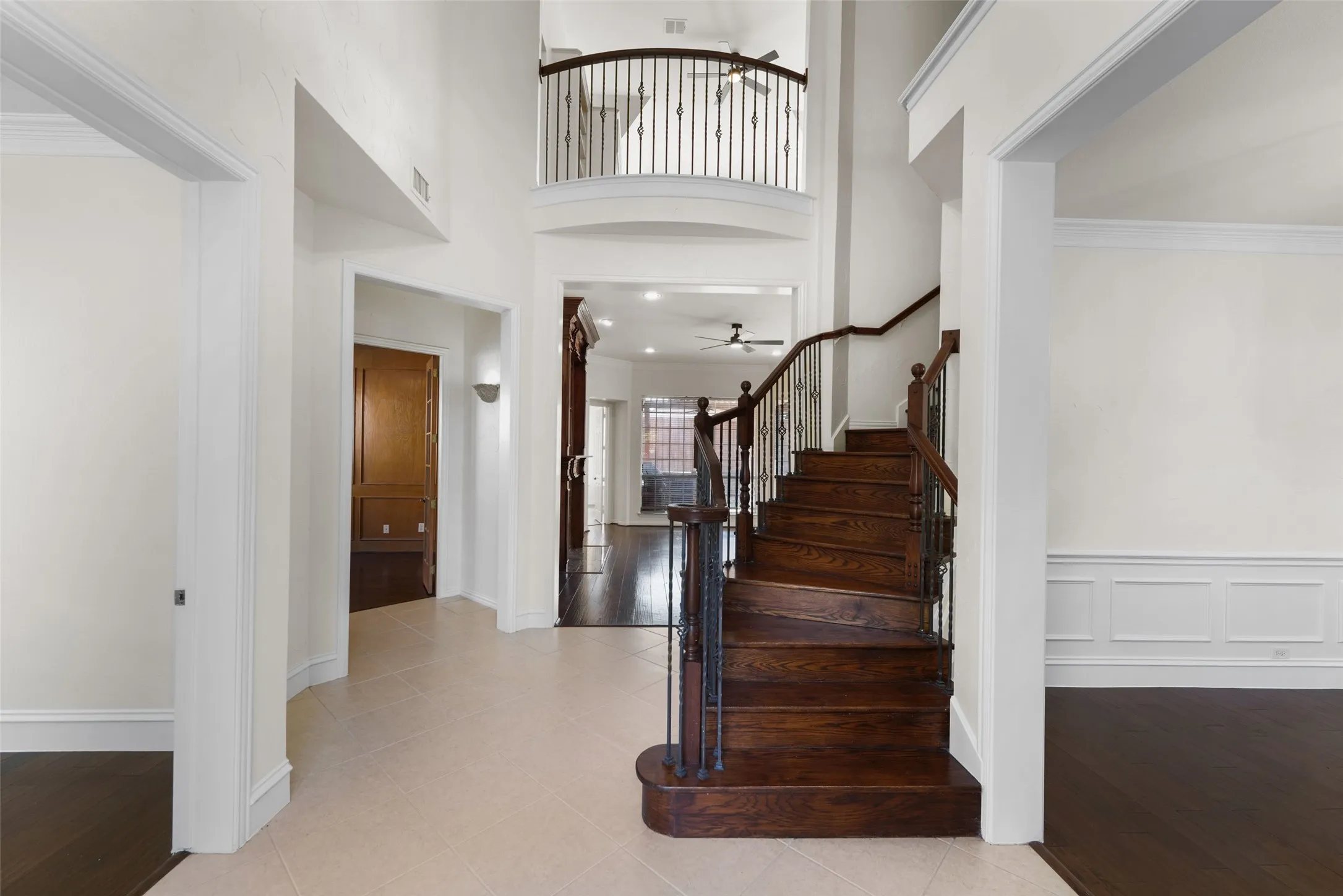 Single Family Residence For Sale in Collin County , 707 Wheaton Court, Allen, Texas 75013, 4 Bedroom, 4 Bathroom, 2 Garage spaces, 3,976 Sqft, built in 2001, mls#21404317, Real Estate Agent in Allen, Homes For Sale in Collin county, Homes For Sale in Allen, Realtor in Allen Texas, Real Estate Brokerage Independent Realty Texas, Luminita Cordes Realtor