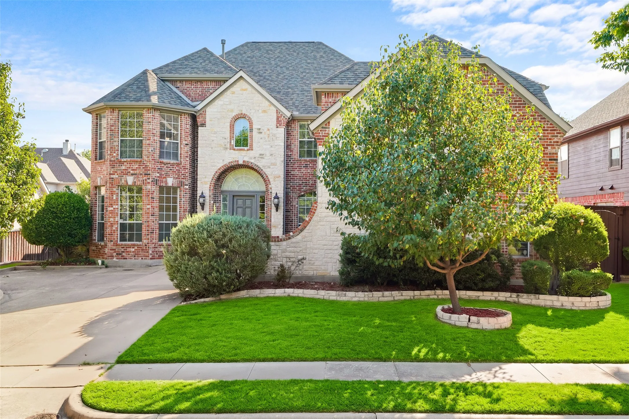 Single Family Residence For Sale in Collin County , 707 Wheaton Court, Allen, Texas 75013, 4 Bedroom, 4 Bathroom, 2 Garage spaces, 3,976 Sqft, built in 2001, mls#21404317, Real Estate Agent in Allen, Homes For Sale in Collin county, Homes For Sale in Allen, Realtor in Allen Texas, Real Estate Brokerage Independent Realty Texas, Luminita Cordes Realtor