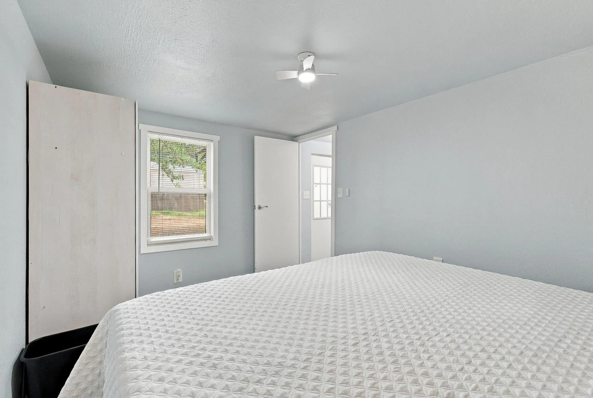 Mobile Home For Sale in Grayson County , 512 Mill Creek Resort Road 30, Pottsboro, Texas 75076, 2 Bedroom, 1 Bathroom, Garage spaces, 784 Sqft, built in 1983, mls#21403337, Real Estate Agent in Pottsboro, Homes For Sale in Grayson county, Homes For Sale in Pottsboro, Realtor in Pottsboro Texas, Real Estate Brokerage Independent Realty Texas, Luminita Cordes Realtor