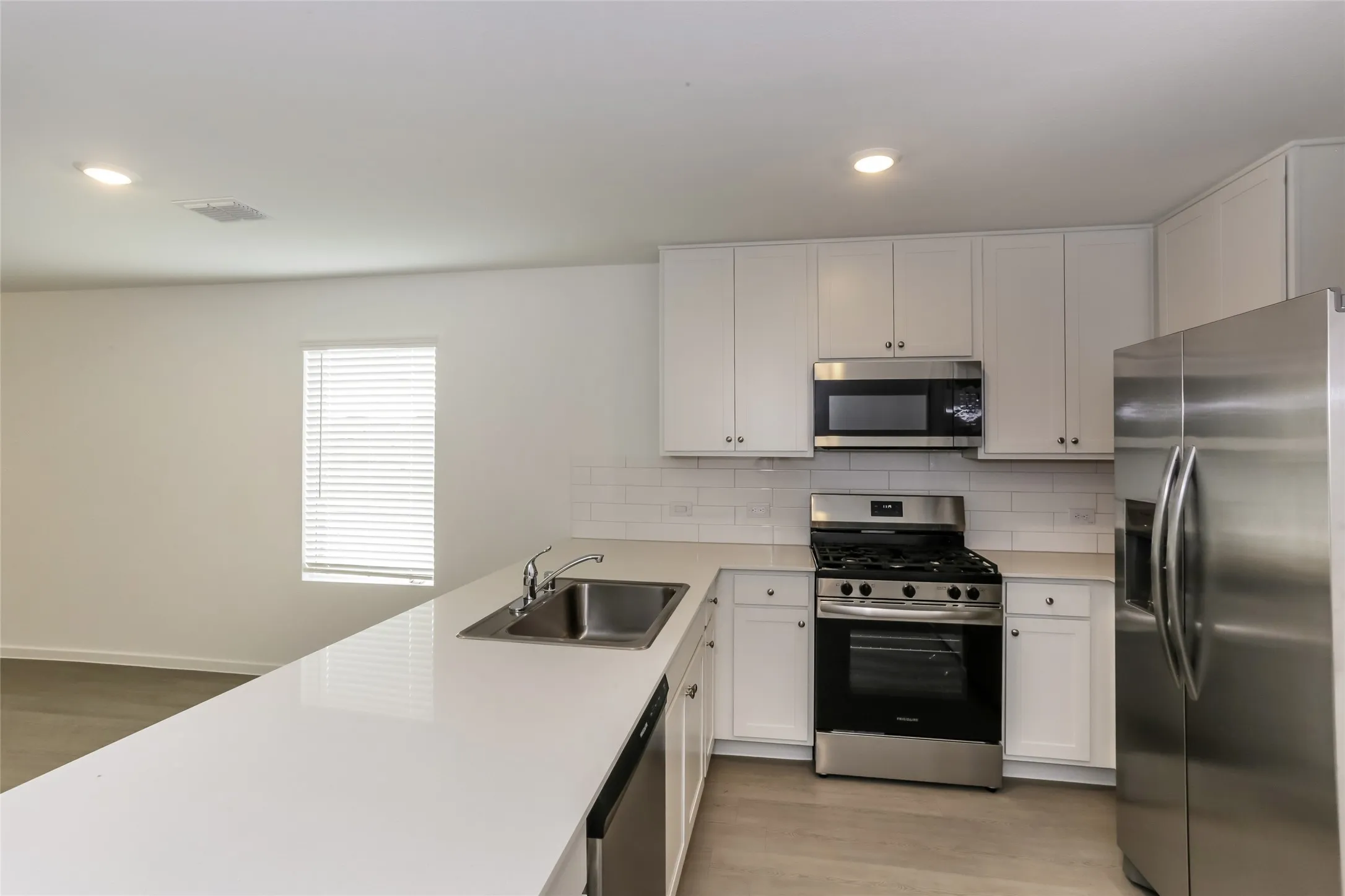 Single Family Residence For Rent in Tarrant County , 15221 Rangeland Road, Haslet, Texas 76052, 3 Bedroom, 2 Bathroom, 2 Garage spaces, 1,461 Sqft, built in 2026, mls#21404318, Real Estate Agent in Haslet, Homes For Rent in Tarrant county, Homes For Rent in Haslet, Realtor in Haslet Texas, Real Estate Brokerage Independent Realty Texas, Luminita Cordes Realtor