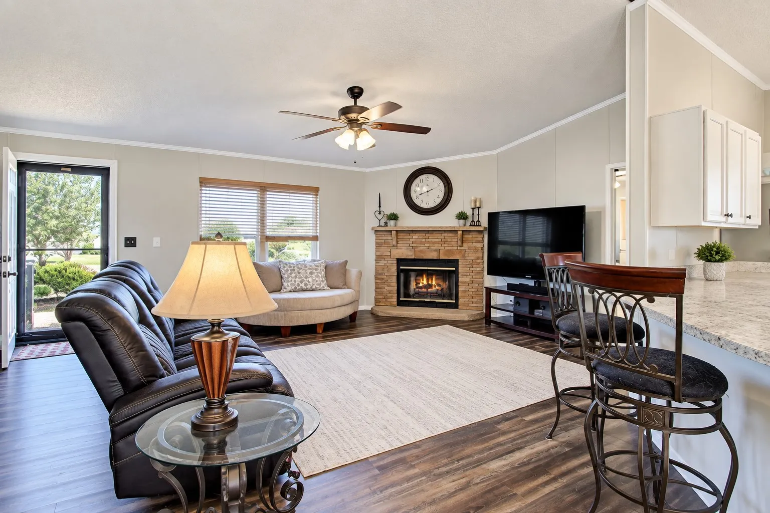 Mobile Home For Sale in Johnson County , 6305 Friesian Drive, Godley, Texas 76044, 3 Bedroom, 2 Bathroom, Garage spaces, 1,568 Sqft, built in 2005, mls#21404291, Real Estate Agent in Godley, Homes For Sale in Johnson county, Homes For Sale in Godley, Realtor in Godley Texas, Real Estate Brokerage Independent Realty Texas, Luminita Cordes Realtor