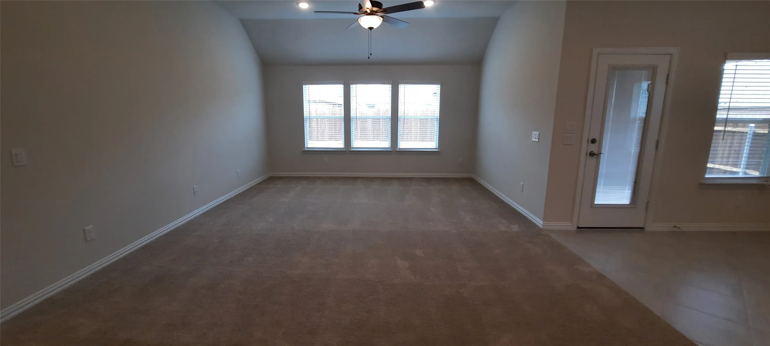 Single Family Residence For Rent in Denton County , 11516 MEADOW GALE CT, Haslet, Texas 76052, 3 Bedroom, 2 Bathroom, 2 Garage spaces, 2,221 Sqft, built in 2021, mls#21404323, Real Estate Agent in Haslet, Homes For Rent in Denton county, Homes For Rent in Haslet, Realtor in Haslet Texas, Real Estate Brokerage Independent Realty Texas, Luminita Cordes Realtor
