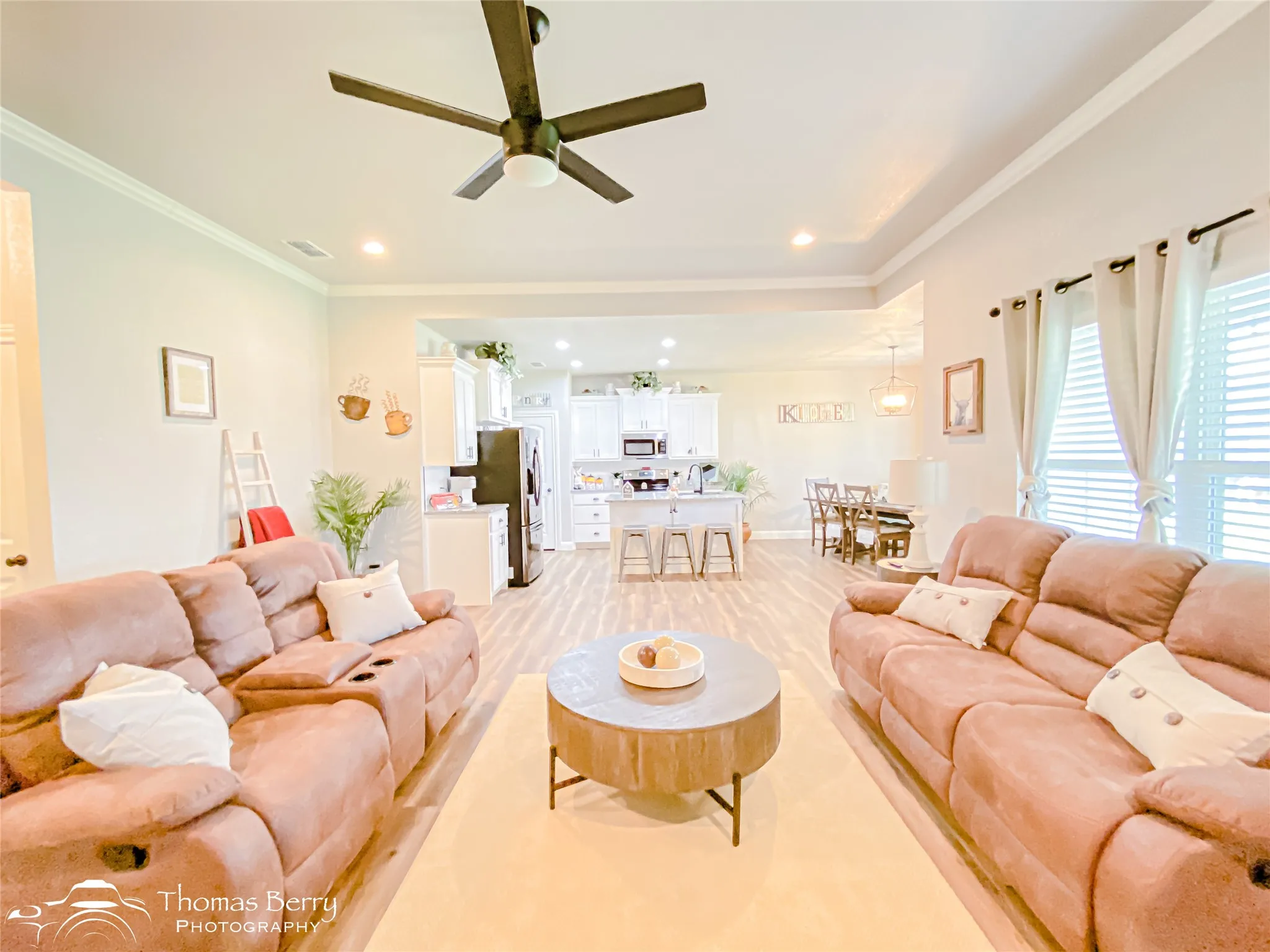 Single Family Residence For Sale in Taylor County , 225 Moon Beam Path, Abilene, Texas 79602, 3 Bedroom, 2 Bathroom, 2 Garage spaces, 1,608 Sqft, built in 2022, mls#21404311, Real Estate Agent in Abilene, Homes For Sale in Taylor county, Homes For Sale in Abilene, Realtor in Abilene Texas, Real Estate Brokerage Independent Realty Texas, Luminita Cordes Realtor