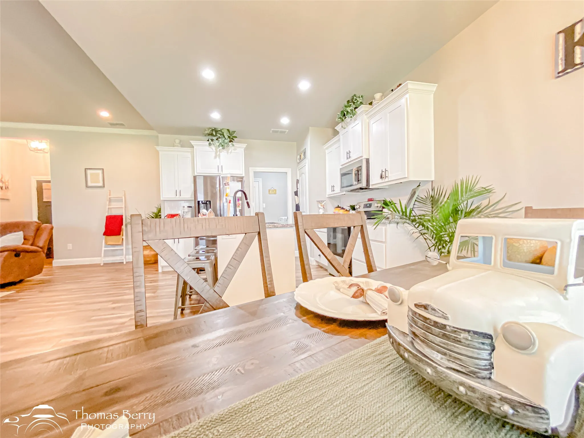 Single Family Residence For Sale in Taylor County , 225 Moon Beam Path, Abilene, Texas 79602, 3 Bedroom, 2 Bathroom, 2 Garage spaces, 1,608 Sqft, built in 2022, mls#21404311, Real Estate Agent in Abilene, Homes For Sale in Taylor county, Homes For Sale in Abilene, Realtor in Abilene Texas, Real Estate Brokerage Independent Realty Texas, Luminita Cordes Realtor