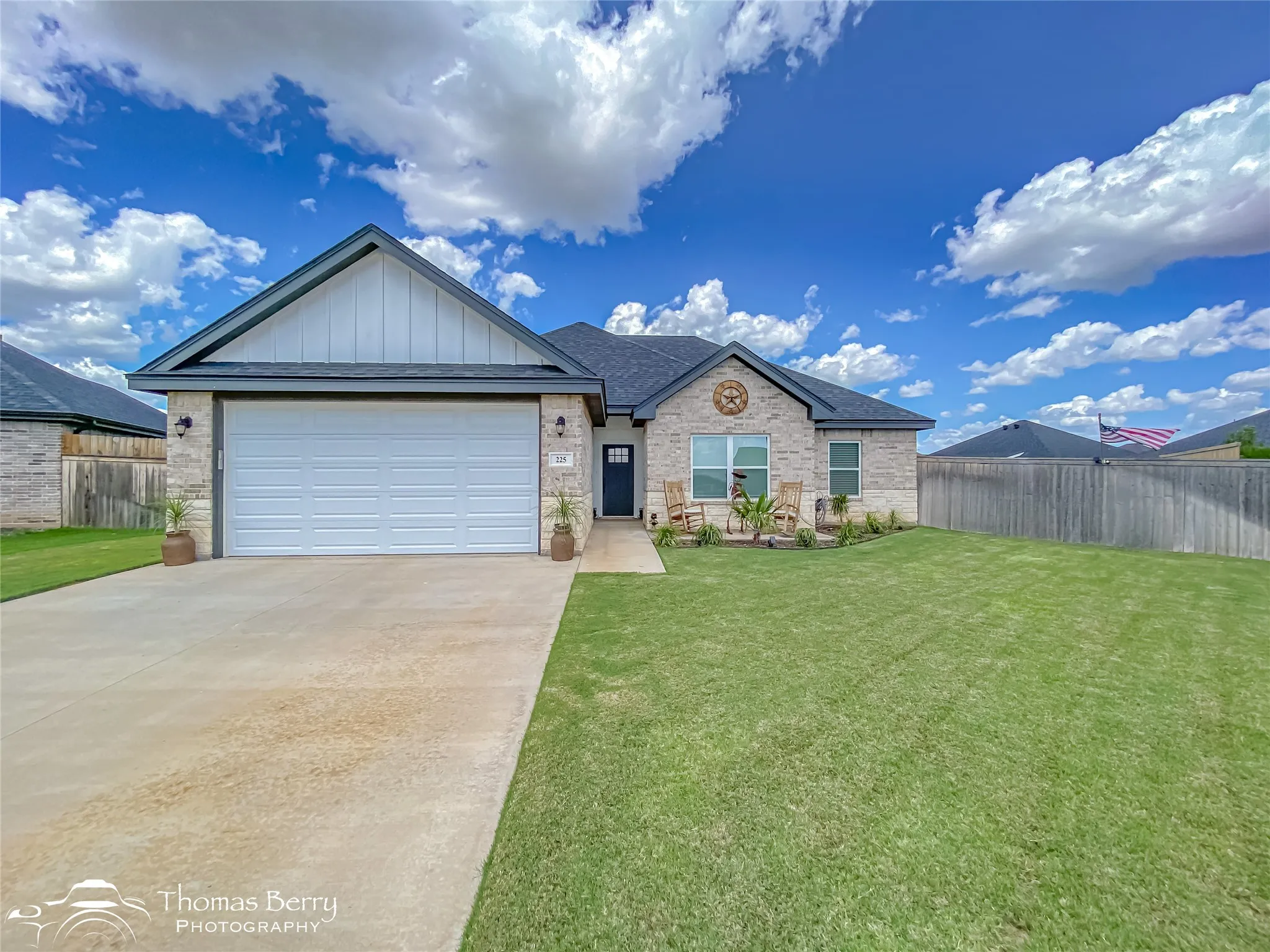 Single Family Residence For Sale