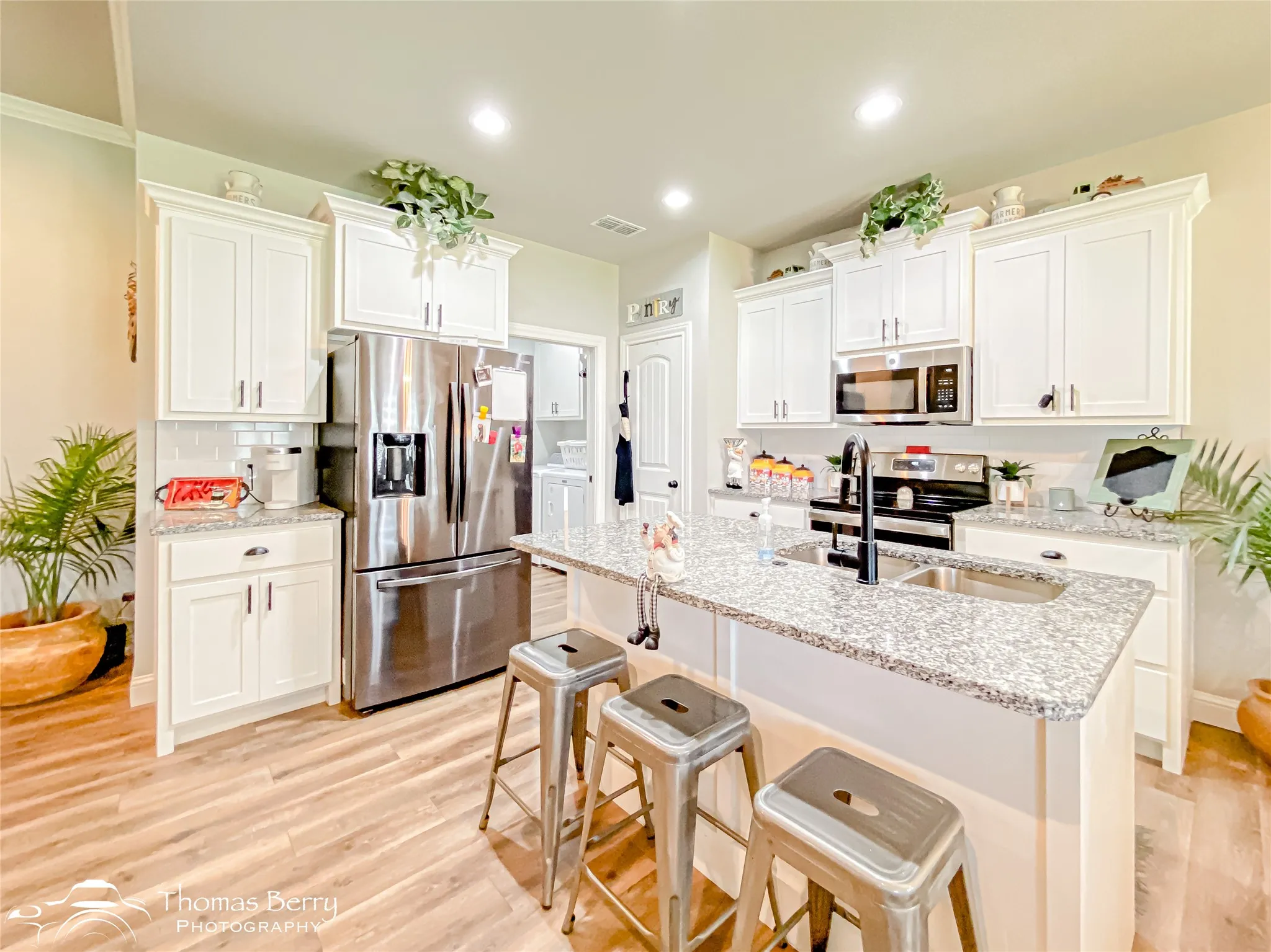 Single Family Residence For Sale in Taylor County , 225 Moon Beam Path, Abilene, Texas 79602, 3 Bedroom, 2 Bathroom, 2 Garage spaces, 1,608 Sqft, built in 2022, mls#21404311, Real Estate Agent in Abilene, Homes For Sale in Taylor county, Homes For Sale in Abilene, Realtor in Abilene Texas, Real Estate Brokerage Independent Realty Texas, Luminita Cordes Realtor