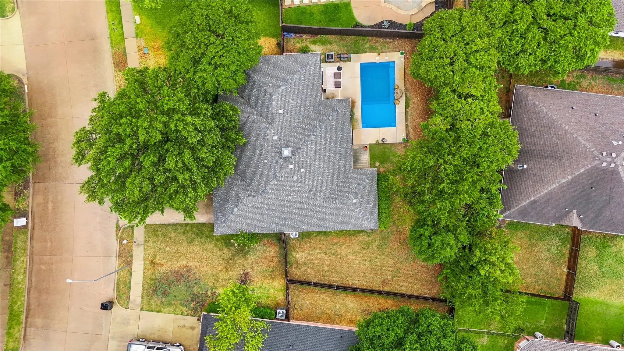 Single Family Residence For Sale in Ellis County , 1635 Alexis Street, Midlothian, Texas 76065, 3 Bedroom, 2 Bathroom, 2 Garage spaces, 1,542 Sqft, built in 1997, mls#21404334, Real Estate Agent in Midlothian, Homes For Sale in Ellis county, Homes For Sale in Midlothian, Realtor in Midlothian Texas, Real Estate Brokerage Independent Realty Texas, Luminita Cordes Realtor