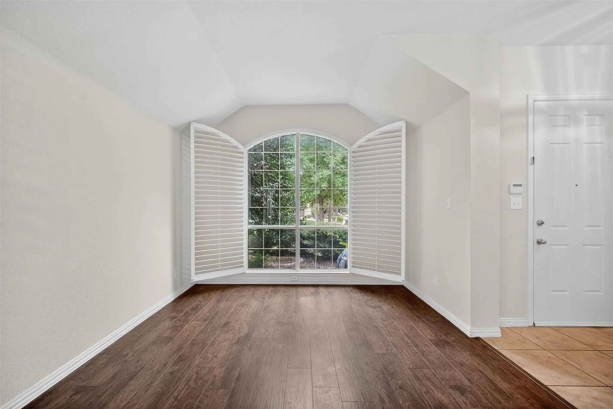 Single Family Residence For Rent in Collin County , 2408 Barranca Way, Mc Kinney, Texas 75069, 4 Bedroom, 3 Bathroom, 2 Garage spaces, 2,586 Sqft, built in 2006, mls#21402841, Real Estate Agent in Mc Kinney, Homes For Rent in Collin county, Homes For Rent in Mc Kinney, Realtor in Mc Kinney Texas, Real Estate Brokerage Independent Realty Texas, Luminita Cordes Realtor