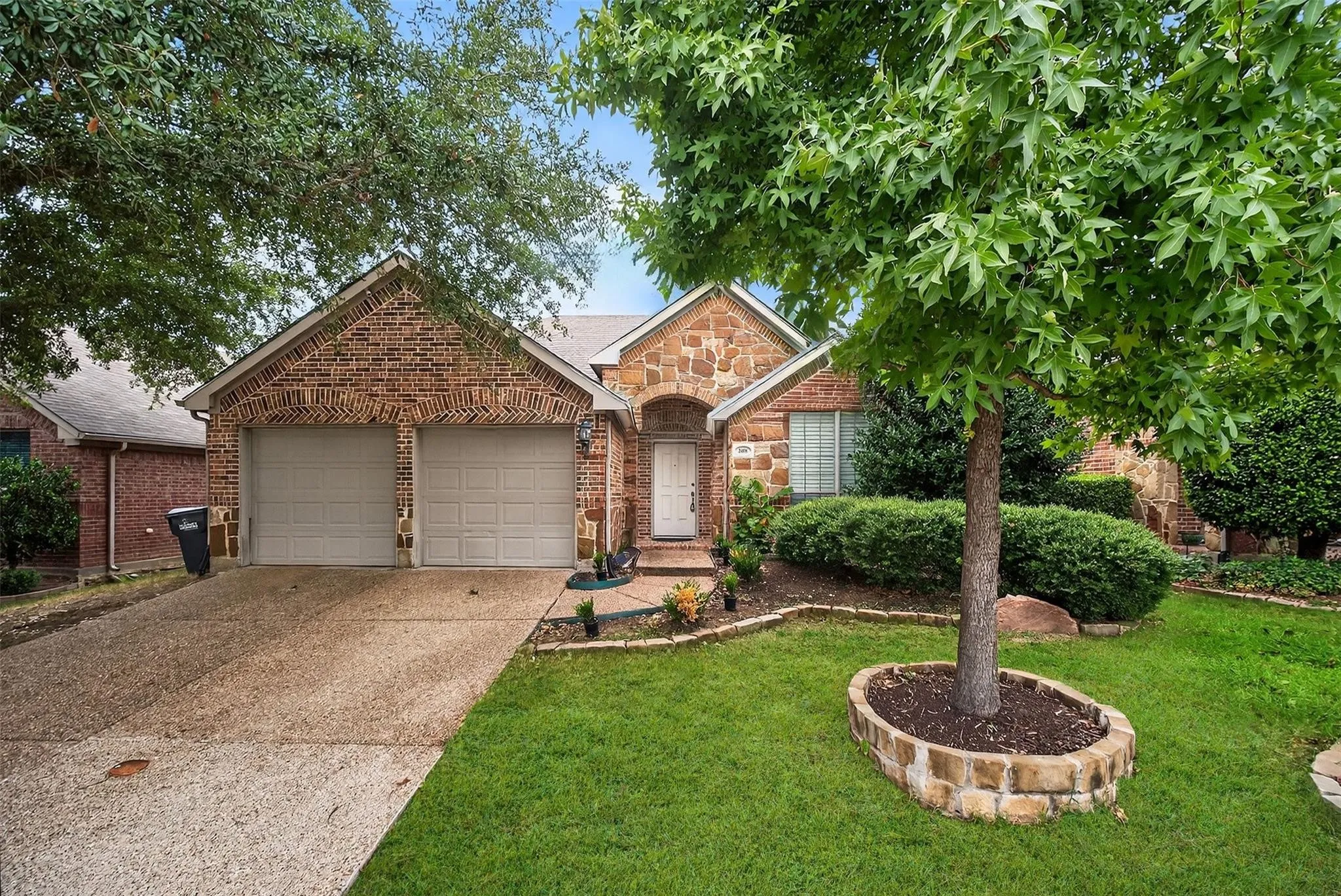 Single Family Residence For Rent in Collin County , 2408 Barranca Way, Mc Kinney, Texas 75069, 4 Bedroom, 3 Bathroom, 2 Garage spaces, 2,586 Sqft, built in 2006, mls#21402841, Real Estate Agent in Mc Kinney, Homes For Rent in Collin county, Homes For Rent in Mc Kinney, Realtor in Mc Kinney Texas, Real Estate Brokerage Independent Realty Texas, Luminita Cordes Realtor
