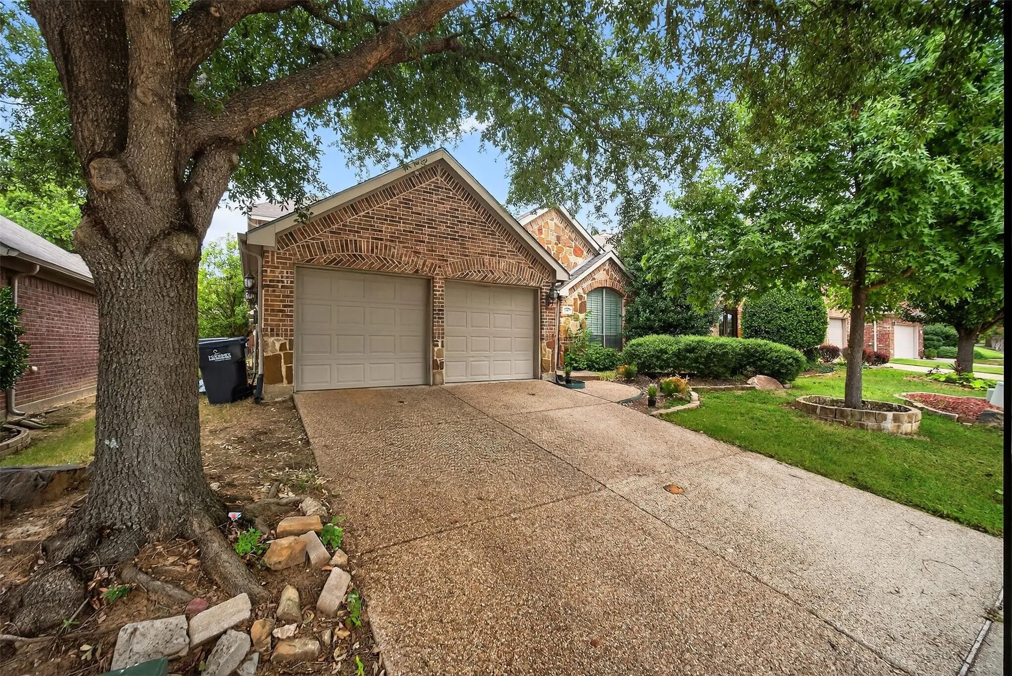 Single Family Residence For Rent in Collin County , 2408 Barranca Way, Mc Kinney, Texas 75069, 4 Bedroom, 3 Bathroom, 2 Garage spaces, 2,586 Sqft, built in 2006, mls#21402841, Real Estate Agent in Mc Kinney, Homes For Rent in Collin county, Homes For Rent in Mc Kinney, Realtor in Mc Kinney Texas, Real Estate Brokerage Independent Realty Texas, Luminita Cordes Realtor