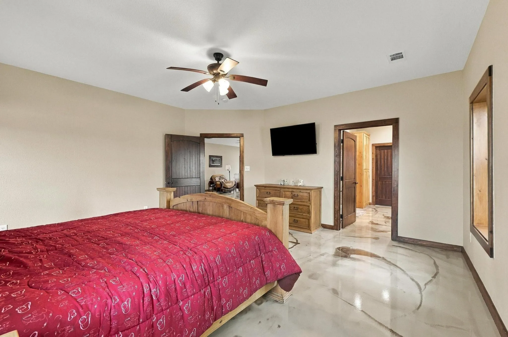 Single Family Residence For Sale in Grayson County , 1126 Heritage Road, Gordonville, Texas 76245, 2 Bedroom, 3 Bathroom, 6 Garage spaces, 2,075 Sqft, built in 2020, mls#21404219, Real Estate Agent in Gordonville, Homes For Sale in Grayson county, Homes For Sale in Gordonville, Realtor in Gordonville Texas, Real Estate Brokerage Independent Realty Texas, Luminita Cordes Realtor