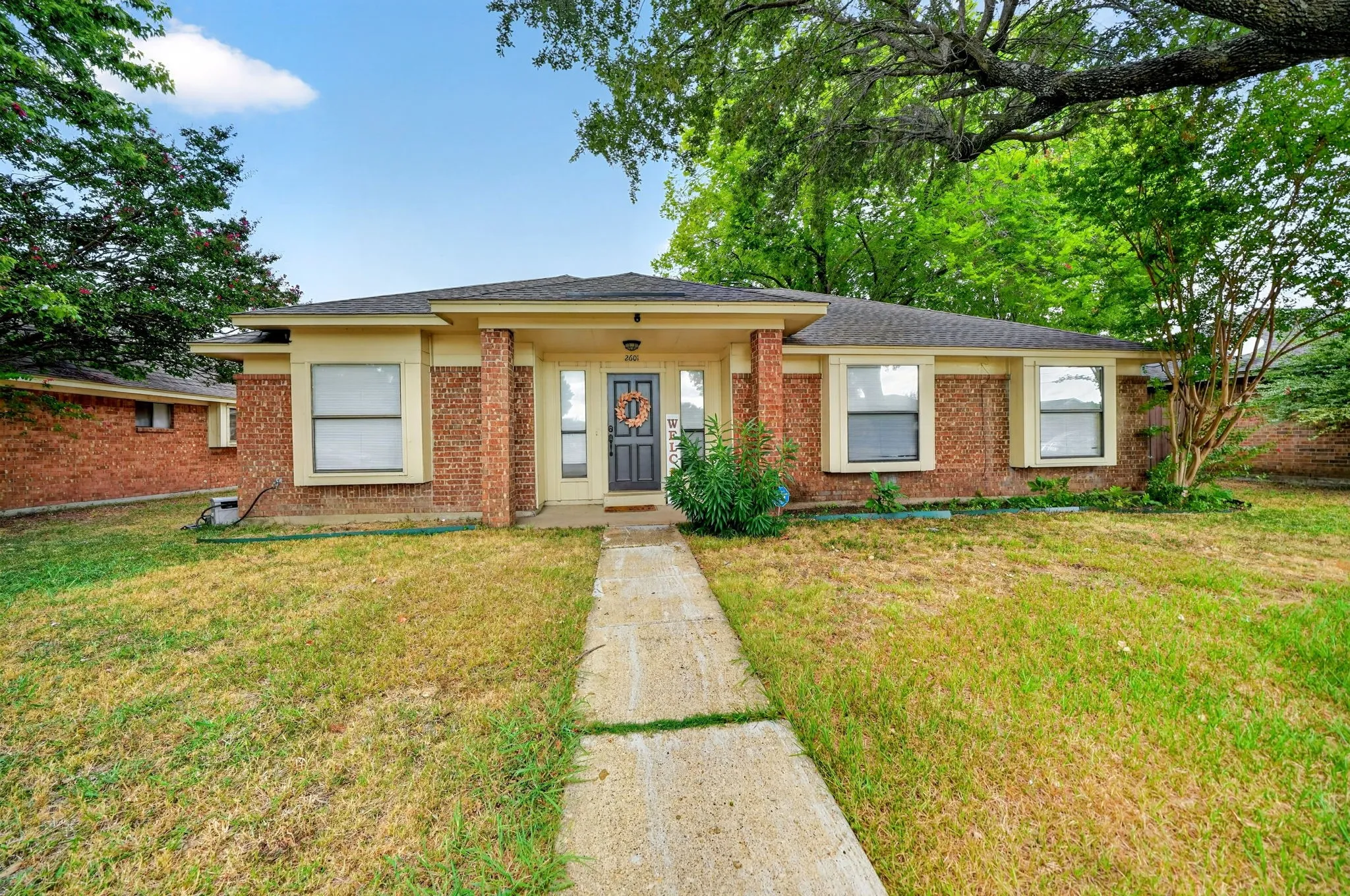 Single Family Residence For Rent in Dallas County , 2601 Kimberly Drive, Garland, Texas 75040, 4 Bedroom, 2 Bathroom, 2 Garage spaces, 1,781 Sqft, built in 1985, mls#21400233, Real Estate Agent in Garland, Homes For Rent in Dallas county, Homes For Rent in Garland, Realtor in Garland Texas, Real Estate Brokerage Independent Realty Texas, Luminita Cordes Realtor
