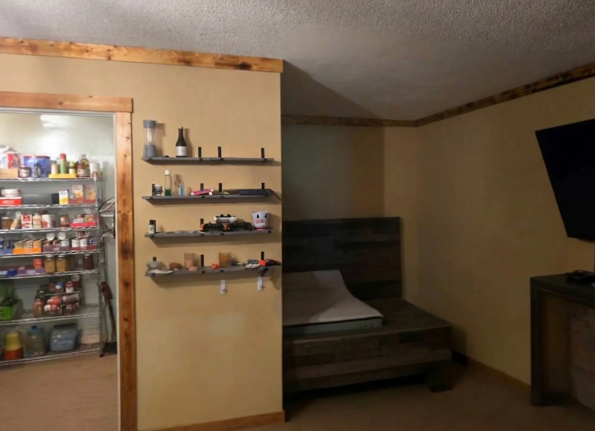 2 Car Garage that was converted to an office/flex space.