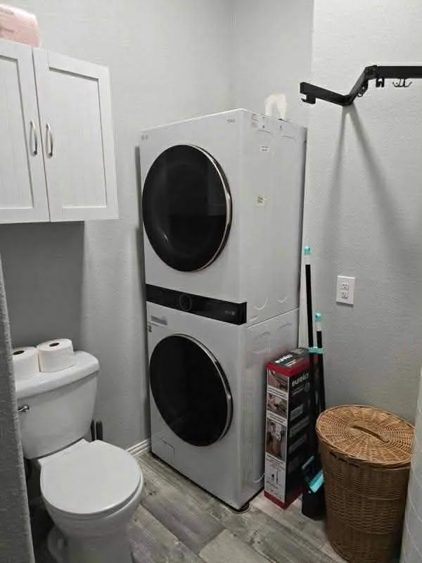 Guest Quarters 1/2 Bath and Laundry Room