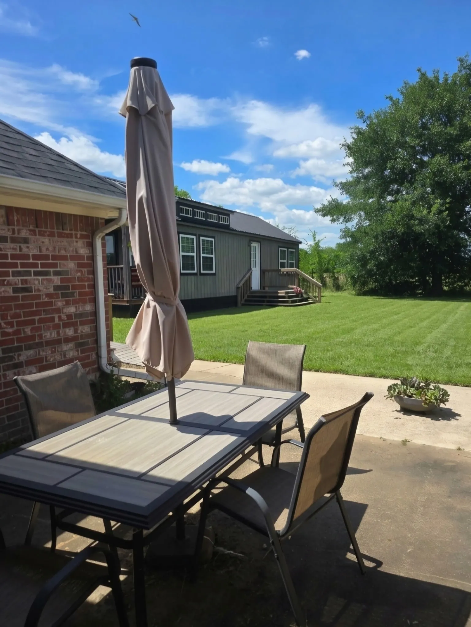 Single Family Residence For Sale in Hopkins County , 17398 W Farm Road 1567 W, Lone Oak, Texas 75453, 3 Bedroom, 2 Bathroom, Garage spaces, 1,863 Sqft, built in 1994, mls#21403321, Real Estate Agent in Lone Oak, Homes For Sale in Hopkins county, Homes For Sale in Lone Oak, Realtor in Lone Oak Texas, Real Estate Brokerage Independent Realty Texas, Luminita Cordes Realtor