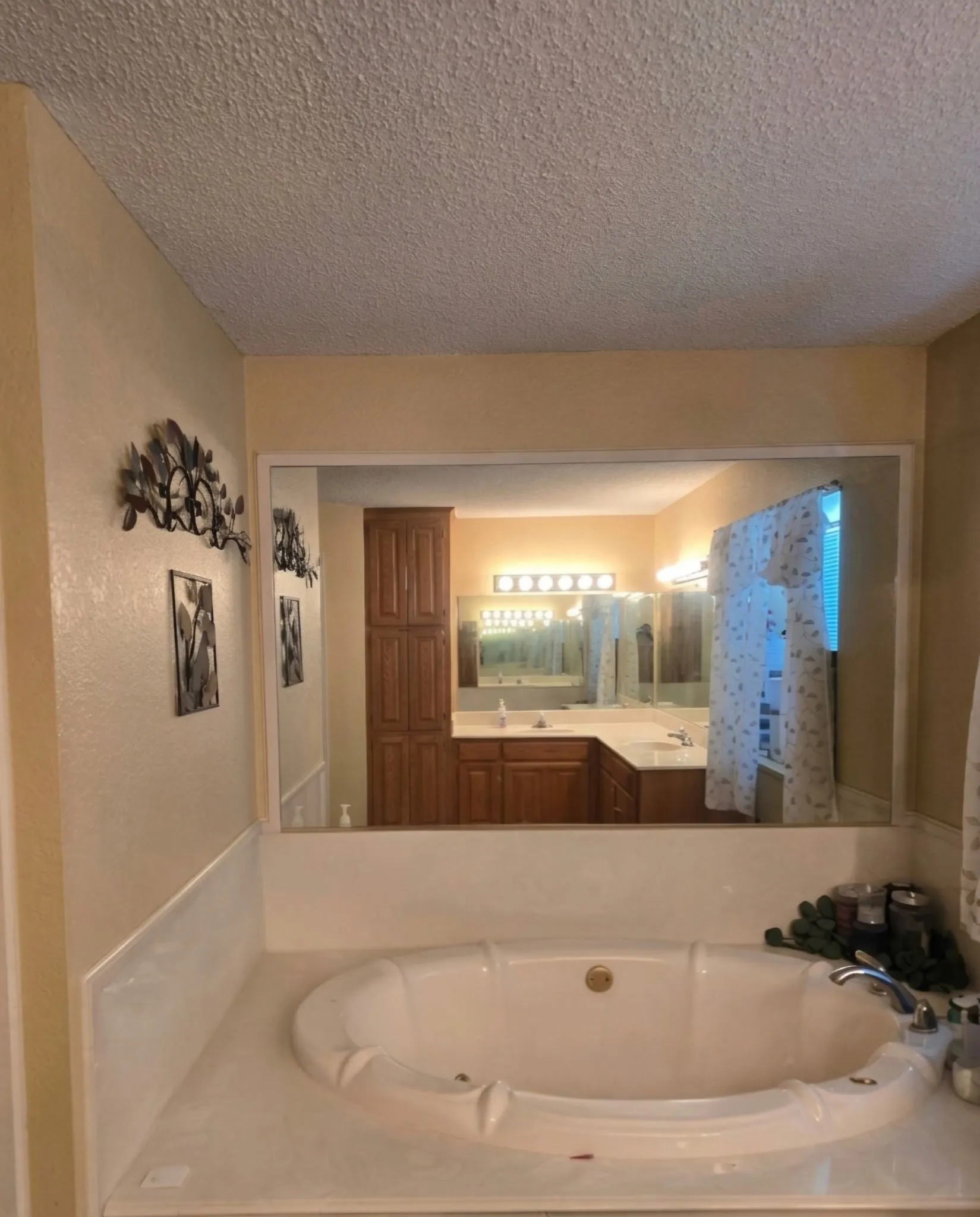 Single Family Residence For Sale in Hopkins County , 17398 W Farm Road 1567 W, Lone Oak, Texas 75453, 3 Bedroom, 2 Bathroom, Garage spaces, 1,863 Sqft, built in 1994, mls#21403321, Real Estate Agent in Lone Oak, Homes For Sale in Hopkins county, Homes For Sale in Lone Oak, Realtor in Lone Oak Texas, Real Estate Brokerage Independent Realty Texas, Luminita Cordes Realtor