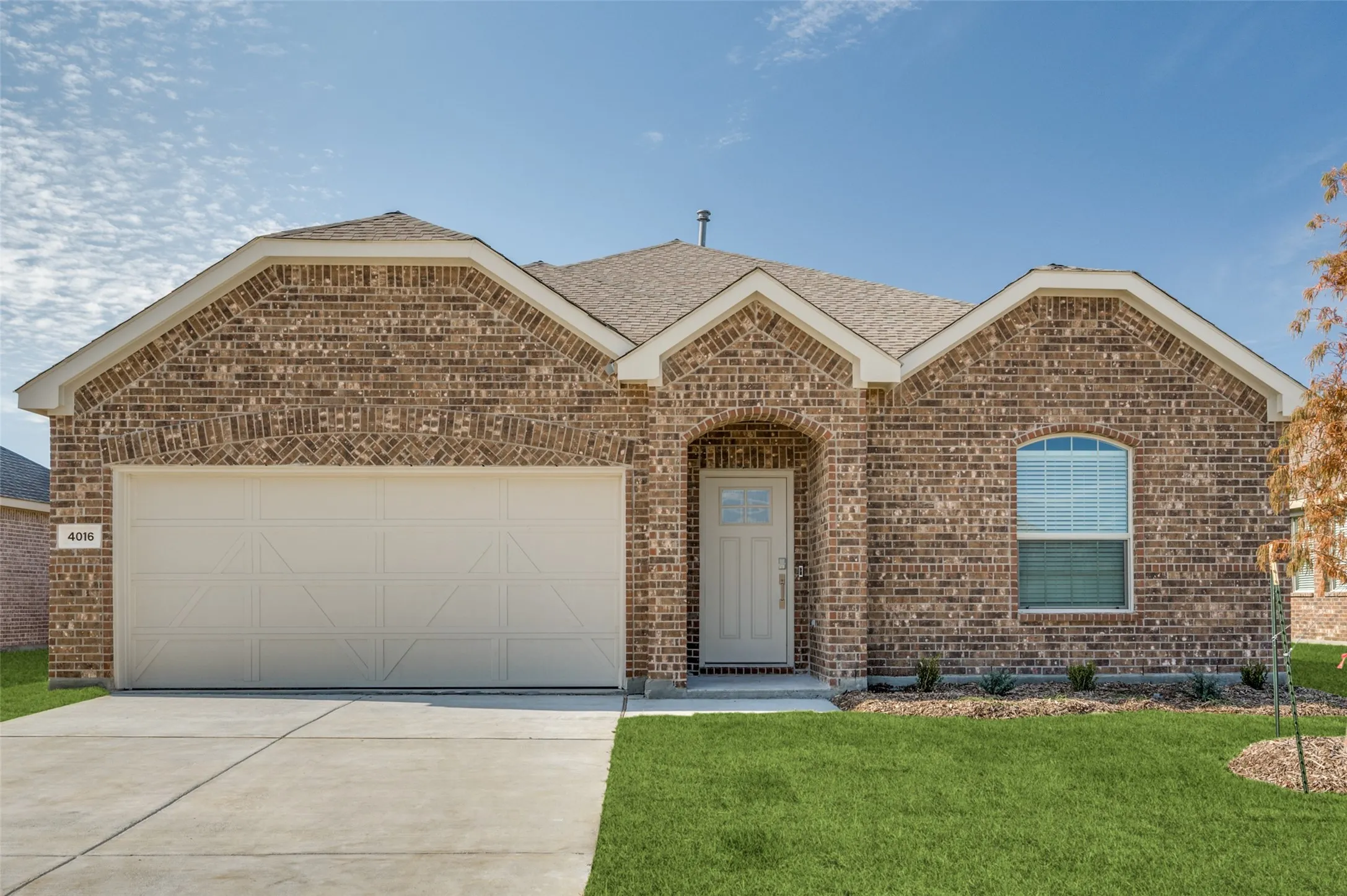 Single Family Residence For Rent in Denton County , 4016 Kaufman Court, Little Elm, Texas 75068, 4 Bedroom, 2 Bathroom, 2 Garage spaces, 1,861 Sqft, built in 2023, mls#21404356, Real Estate Agent in Little Elm, Homes For Rent in Denton county, Homes For Rent in Little Elm, Realtor in Little Elm Texas, Real Estate Brokerage Independent Realty Texas, Luminita Cordes Realtor