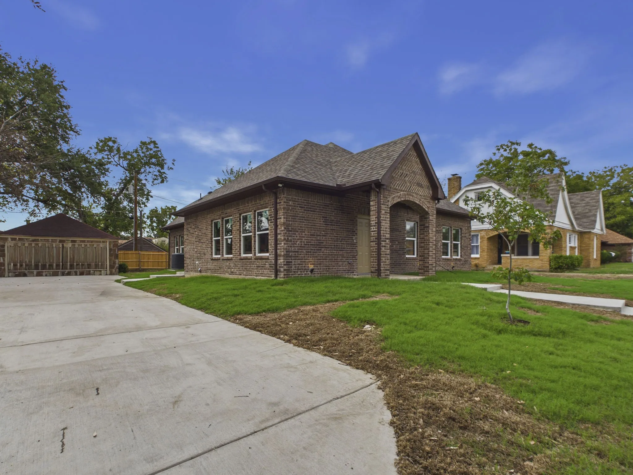Single Family Residence For Sale in Tarrant County , 948 Marion Avenue, Fort Worth, Texas 76104, 4 Bedroom, 2 Bathroom, 2 Garage spaces, 1,861 Sqft, built in 2026, mls#21404358, Real Estate Agent in Fort Worth, Homes For Sale in Tarrant county, Homes For Sale in Fort Worth, Realtor in Fort Worth Texas, Real Estate Brokerage Independent Realty Texas, Luminita Cordes Realtor