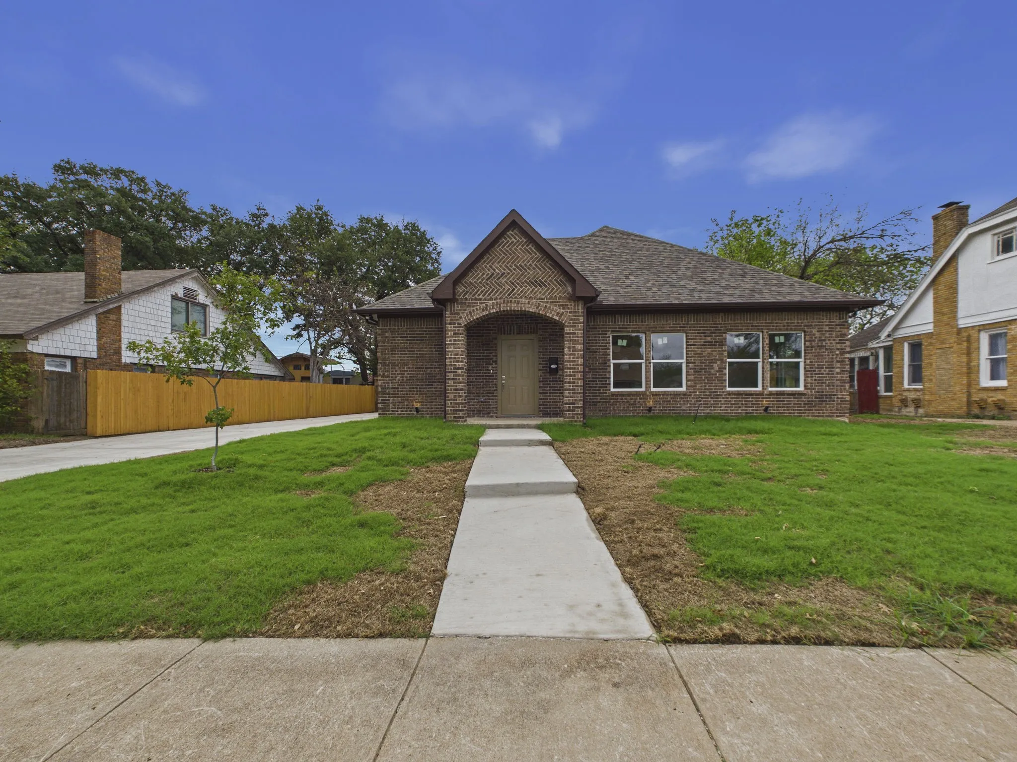 Single Family Residence For Sale in Tarrant County , 948 Marion Avenue, Fort Worth, Texas 76104, 4 Bedroom, 2 Bathroom, 2 Garage spaces, 1,861 Sqft, built in 2026, mls#21404358, Real Estate Agent in Fort Worth, Homes For Sale in Tarrant county, Homes For Sale in Fort Worth, Realtor in Fort Worth Texas, Real Estate Brokerage Independent Realty Texas, Luminita Cordes Realtor