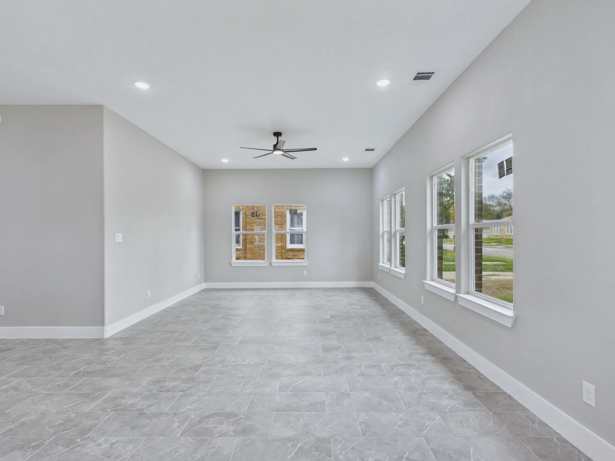 Single Family Residence For Sale in Tarrant County , 948 Marion Avenue, Fort Worth, Texas 76104, 4 Bedroom, 2 Bathroom, 2 Garage spaces, 1,861 Sqft, built in 2026, mls#21404358, Real Estate Agent in Fort Worth, Homes For Sale in Tarrant county, Homes For Sale in Fort Worth, Realtor in Fort Worth Texas, Real Estate Brokerage Independent Realty Texas, Luminita Cordes Realtor
