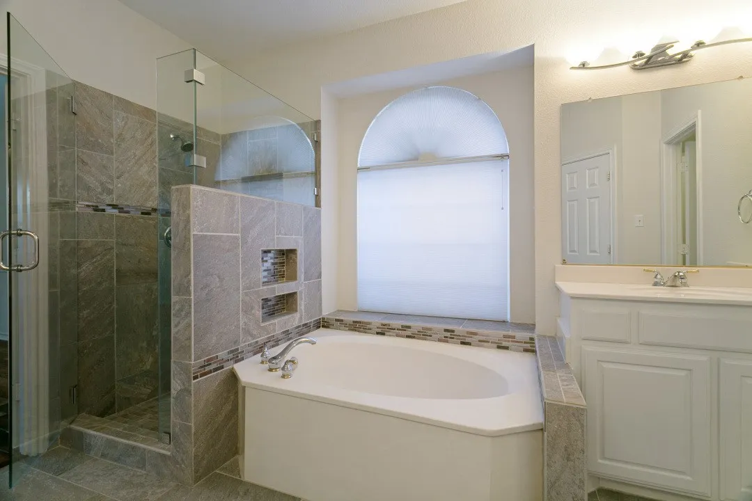 Single Family Residence For Sale in Tarrant County , 3667 Smoke Tree Trail, Fort Worth, Texas 76040, 5 Bedroom, 3 Bathroom, 2 Garage spaces, 2,643 Sqft, built in 1999, mls#21402750, Real Estate Agent in Fort Worth, Homes For Sale in Tarrant county, Homes For Sale in Fort Worth, Realtor in Fort Worth Texas, Real Estate Brokerage Independent Realty Texas, Luminita Cordes Realtor