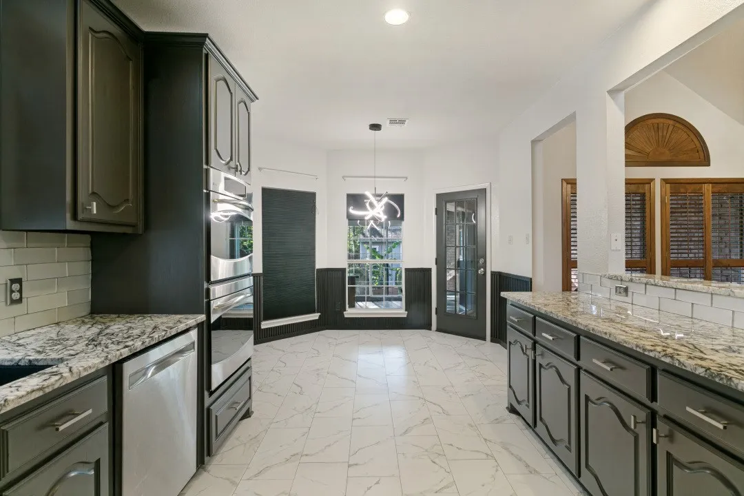 Single Family Residence For Sale in Tarrant County , 3667 Smoke Tree Trail, Fort Worth, Texas 76040, 5 Bedroom, 3 Bathroom, 2 Garage spaces, 2,643 Sqft, built in 1999, mls#21402750, Real Estate Agent in Fort Worth, Homes For Sale in Tarrant county, Homes For Sale in Fort Worth, Realtor in Fort Worth Texas, Real Estate Brokerage Independent Realty Texas, Luminita Cordes Realtor
