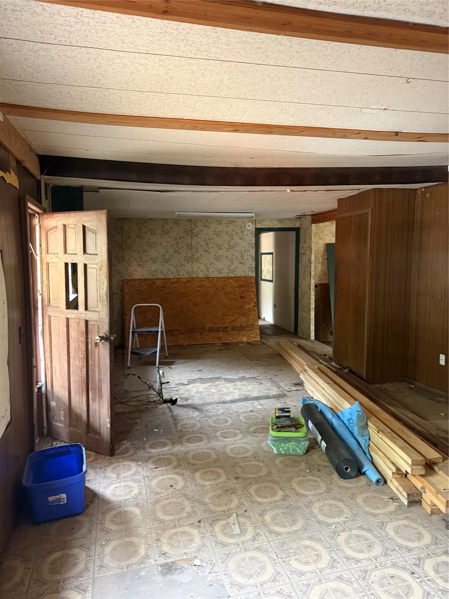 Mobile Home For Sale in Wood County , 151 County Road 1421, Quitman, Texas 75783, 3 Bedroom, 2 Bathroom, Garage spaces, 1,669 Sqft, built in 0, mls#21404359, Real Estate Agent in Quitman, Homes For Sale in Wood county, Homes For Sale in Quitman, Realtor in Quitman Texas, Real Estate Brokerage Independent Realty Texas, Luminita Cordes Realtor