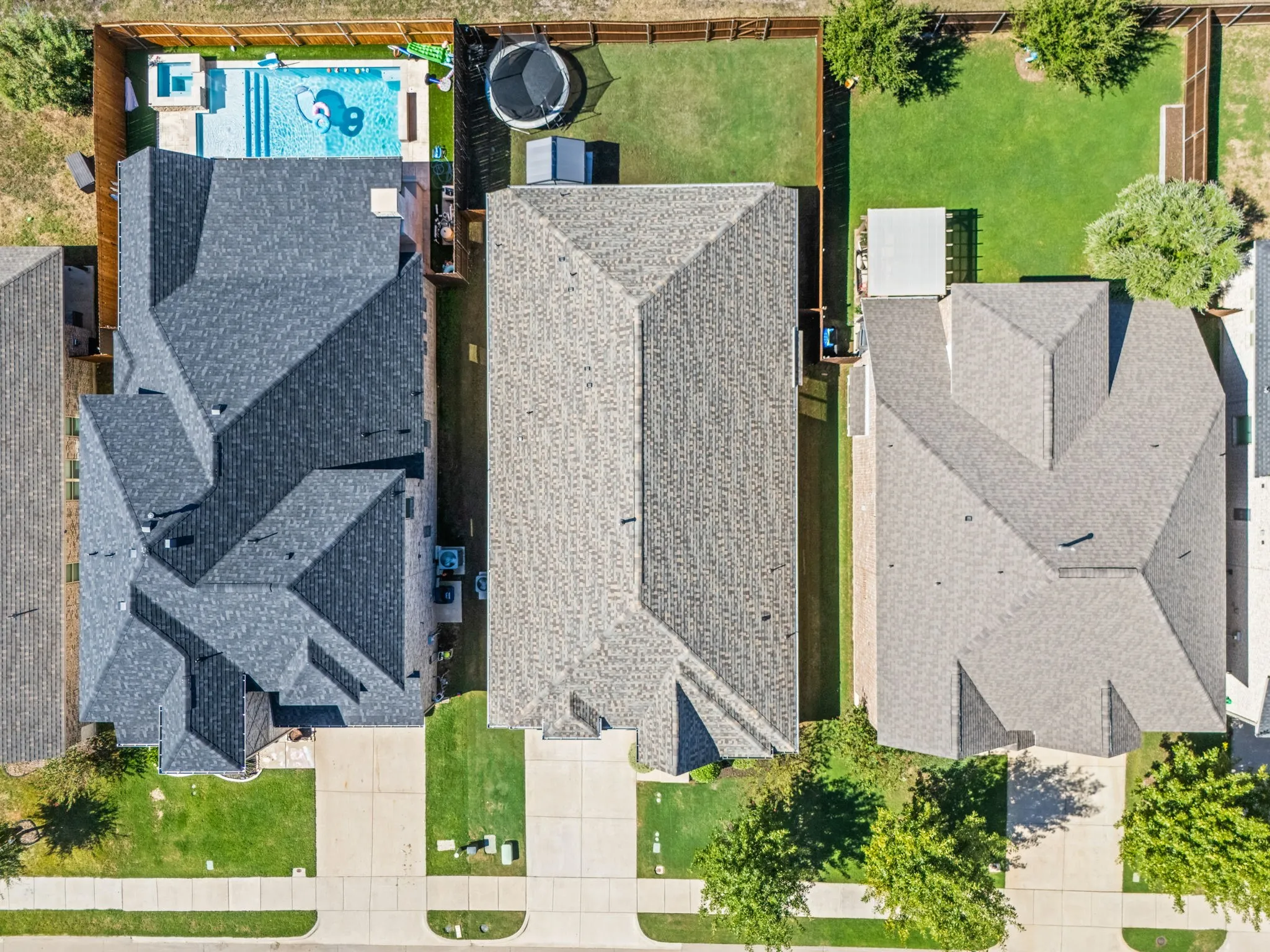 Single Family Residence For Sale in Collin County , 4511 Cypress Drive, Melissa, Texas 75454, 4 Bedroom, 3 Bathroom, 2 Garage spaces, 2,250 Sqft, built in 2019, mls#21399881, Real Estate Agent in Melissa, Homes For Sale in Collin county, Homes For Sale in Melissa, Realtor in Melissa Texas, Real Estate Brokerage Independent Realty Texas, Luminita Cordes Realtor