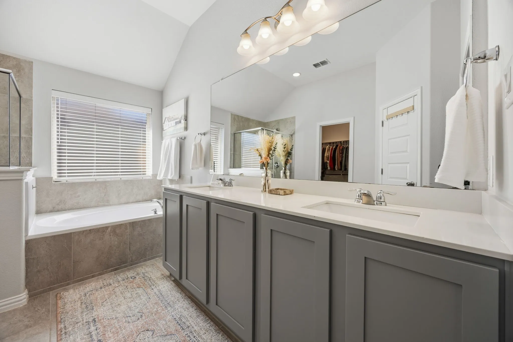 Single Family Residence For Sale in Collin County , 4511 Cypress Drive, Melissa, Texas 75454, 4 Bedroom, 3 Bathroom, 2 Garage spaces, 2,250 Sqft, built in 2019, mls#21399881, Real Estate Agent in Melissa, Homes For Sale in Collin county, Homes For Sale in Melissa, Realtor in Melissa Texas, Real Estate Brokerage Independent Realty Texas, Luminita Cordes Realtor
