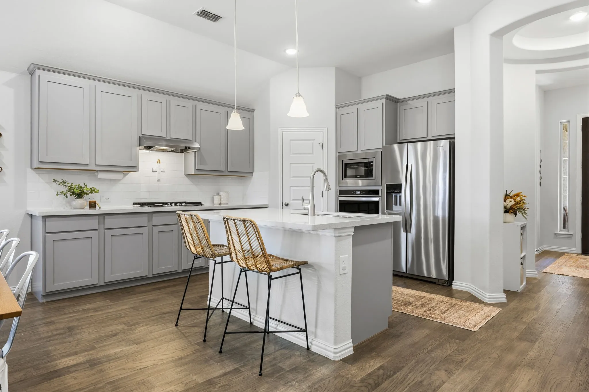 Single Family Residence For Sale in Collin County , 4511 Cypress Drive, Melissa, Texas 75454, 4 Bedroom, 3 Bathroom, 2 Garage spaces, 2,250 Sqft, built in 2019, mls#21399881, Real Estate Agent in Melissa, Homes For Sale in Collin county, Homes For Sale in Melissa, Realtor in Melissa Texas, Real Estate Brokerage Independent Realty Texas, Luminita Cordes Realtor