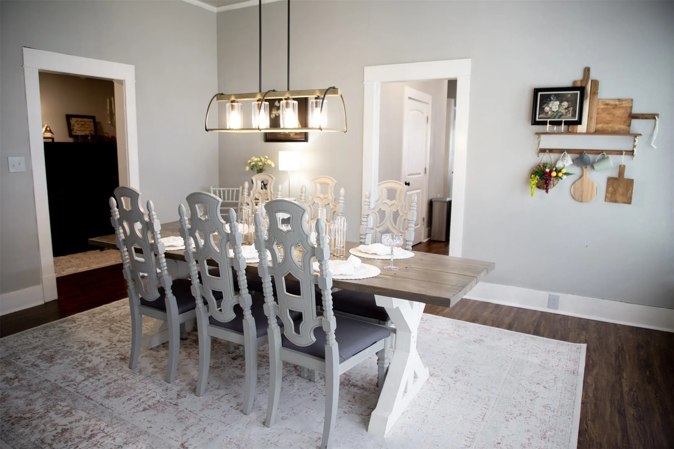Wood-finish flooring with light gray wall tones