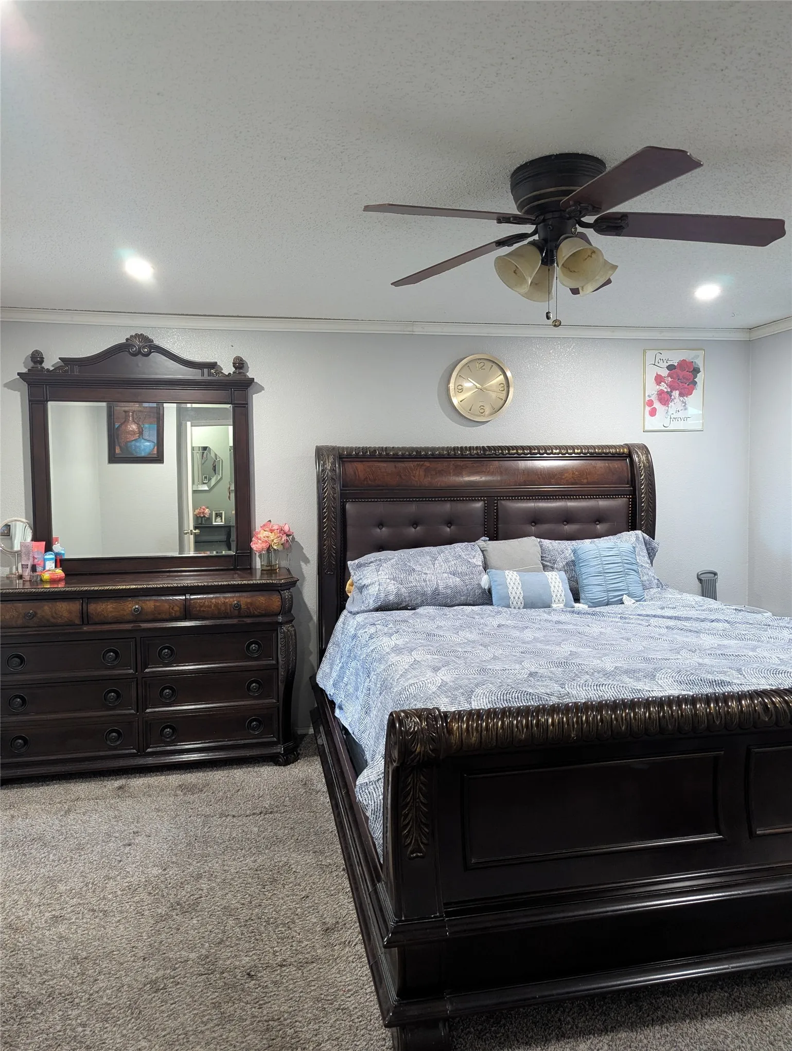 Single Family Residence For Sale in Denton County , 1787 Circle Creek Drive, Lewisville, Texas 75067, 3 Bedroom, 3 Bathroom, 2 Garage spaces, 1,520 Sqft, built in 1992, mls#21404379, Real Estate Agent in Lewisville, Homes For Sale in Denton county, Homes For Sale in Lewisville, Realtor in Lewisville Texas, Real Estate Brokerage Independent Realty Texas, Luminita Cordes Realtor