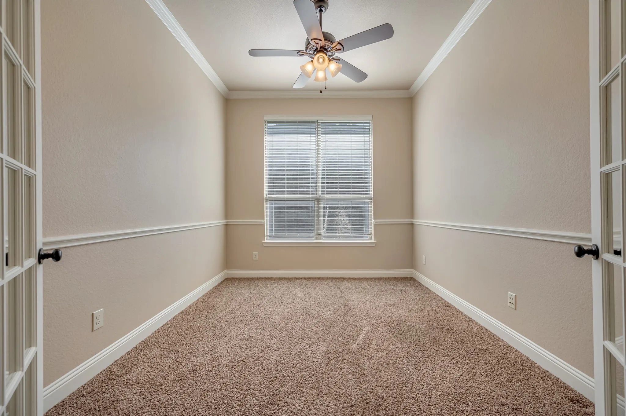 Single Family Residence For Sale in Kaufman County , 514 Madrone Trail, Forney, Texas 75126, 3 Bedroom, 2 Bathroom, 2 Garage spaces, 2,055 Sqft, built in 2012, mls#21404354, Real Estate Agent in Forney, Homes For Sale in Kaufman county, Homes For Sale in Forney, Realtor in Forney Texas, Real Estate Brokerage Independent Realty Texas, Luminita Cordes Realtor