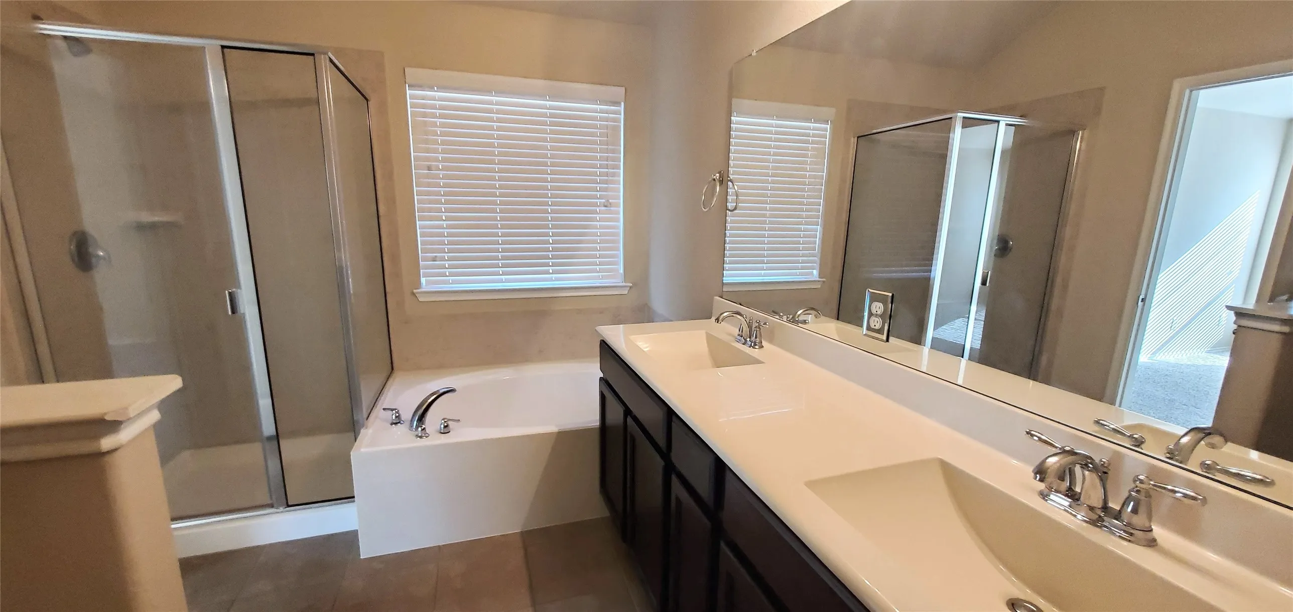 Single Family Residence For Rent in Collin County , 918 Bens Drive, Anna, Texas 75409, 3 Bedroom, 2 Bathroom, 2 Garage spaces, 1,402 Sqft, built in 2013, mls#21404393, Real Estate Agent in Anna, Homes For Rent in Collin county, Homes For Rent in Anna, Realtor in Anna Texas, Real Estate Brokerage Independent Realty Texas, Luminita Cordes Realtor