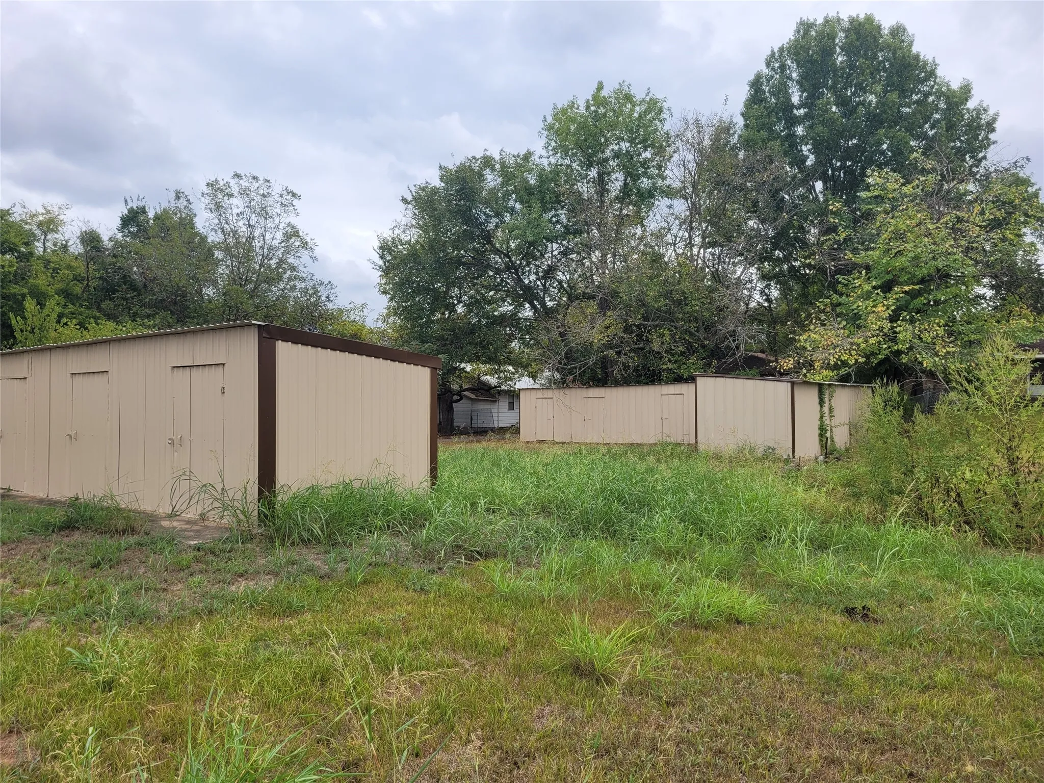 Warehouse For Sale in Red River (TX) County , TBD W CHURCH, Clarksville, Texas 75436, 0, 0, Garage spaces, 0 Sqft, built in 1977, mls#21404408, Real Estate Agent in Clarksville, Homes For Sale in Red River (TX) county, Homes For Sale in Clarksville, Realtor in Clarksville Texas, Real Estate Brokerage Independent Realty Texas, Luminita Cordes Realtor