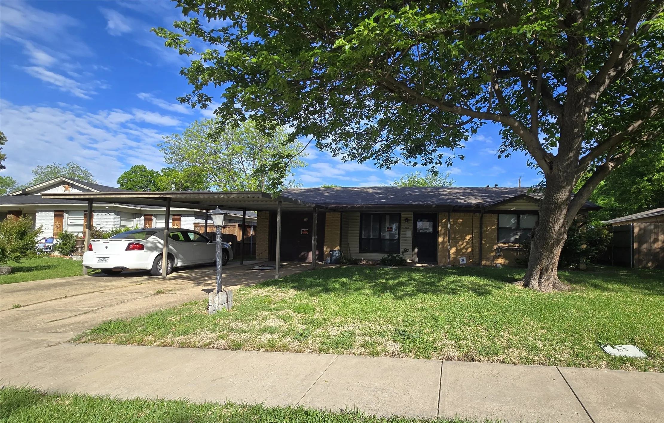 Single Family Residence For Sale in Dallas County , 3709 Susan Drive, Mesquite, Texas 75150, 3 Bedroom, 2 Bathroom, Garage spaces, 1,344 Sqft, built in 1959, mls#21404409, Real Estate Agent in Mesquite, Homes For Sale in Dallas county, Homes For Sale in Mesquite, Realtor in Mesquite Texas, Real Estate Brokerage Independent Realty Texas, Luminita Cordes Realtor